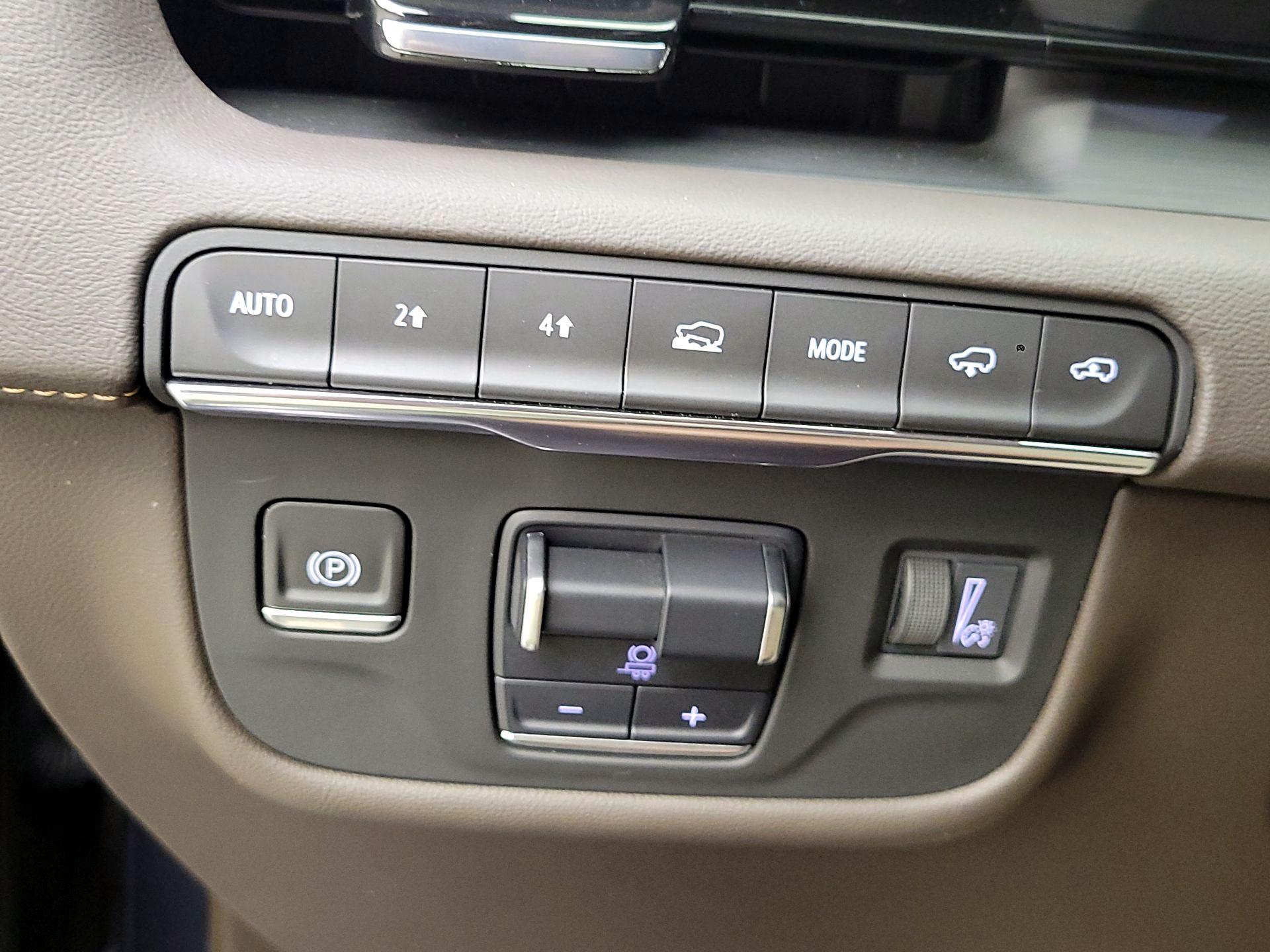 Thumbnail: 2021 Cadillac Escalade - 13