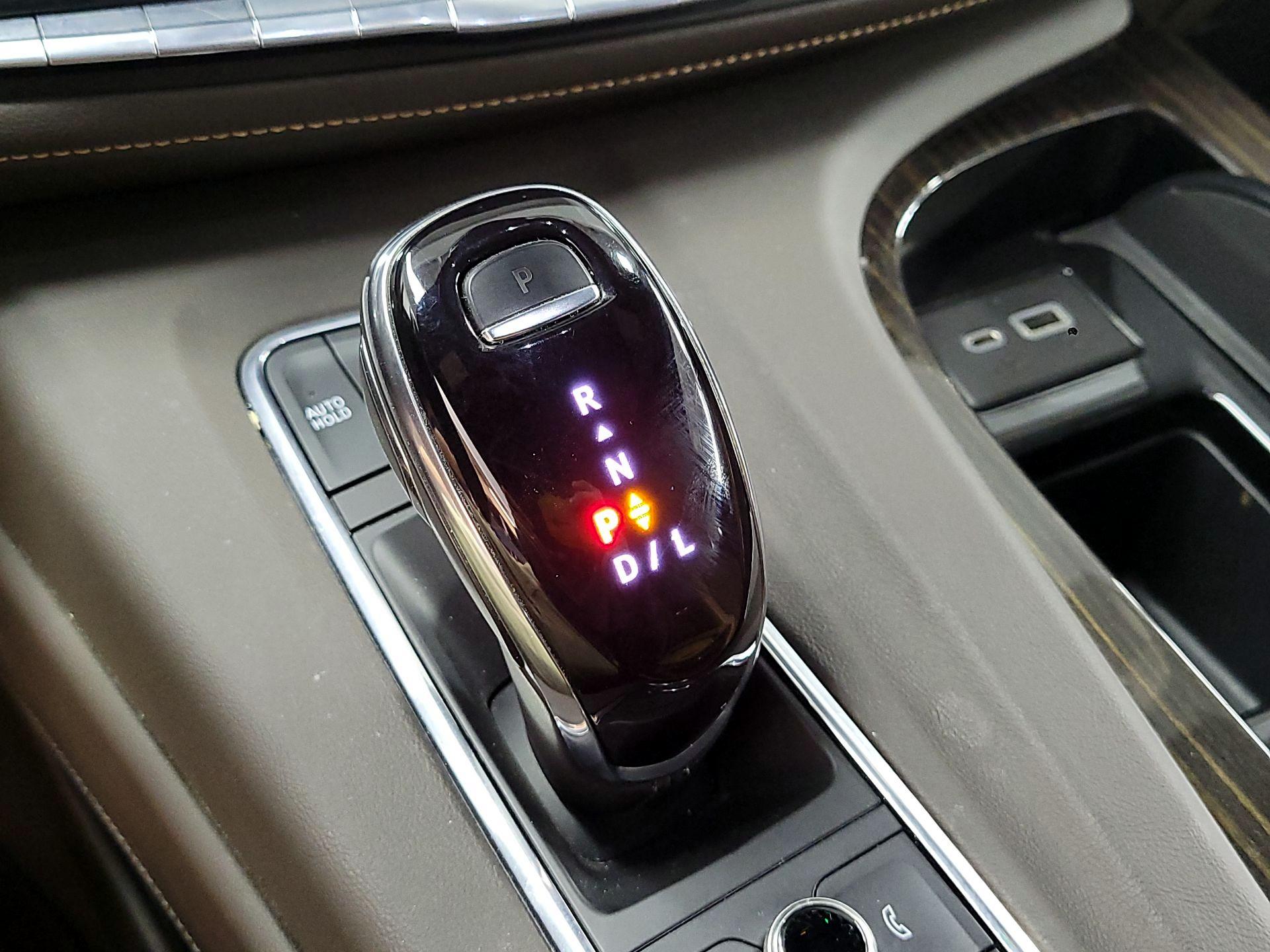 Thumbnail: 2021 Cadillac Escalade - 18