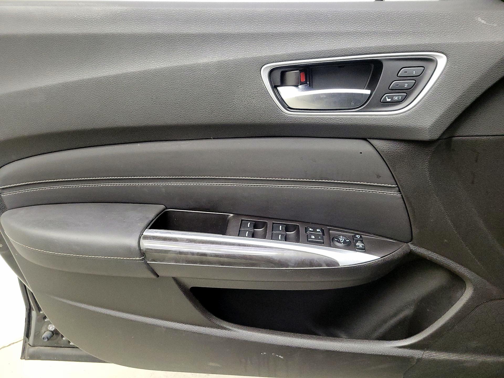 Thumbnail: 2019 Acura TLX - 12