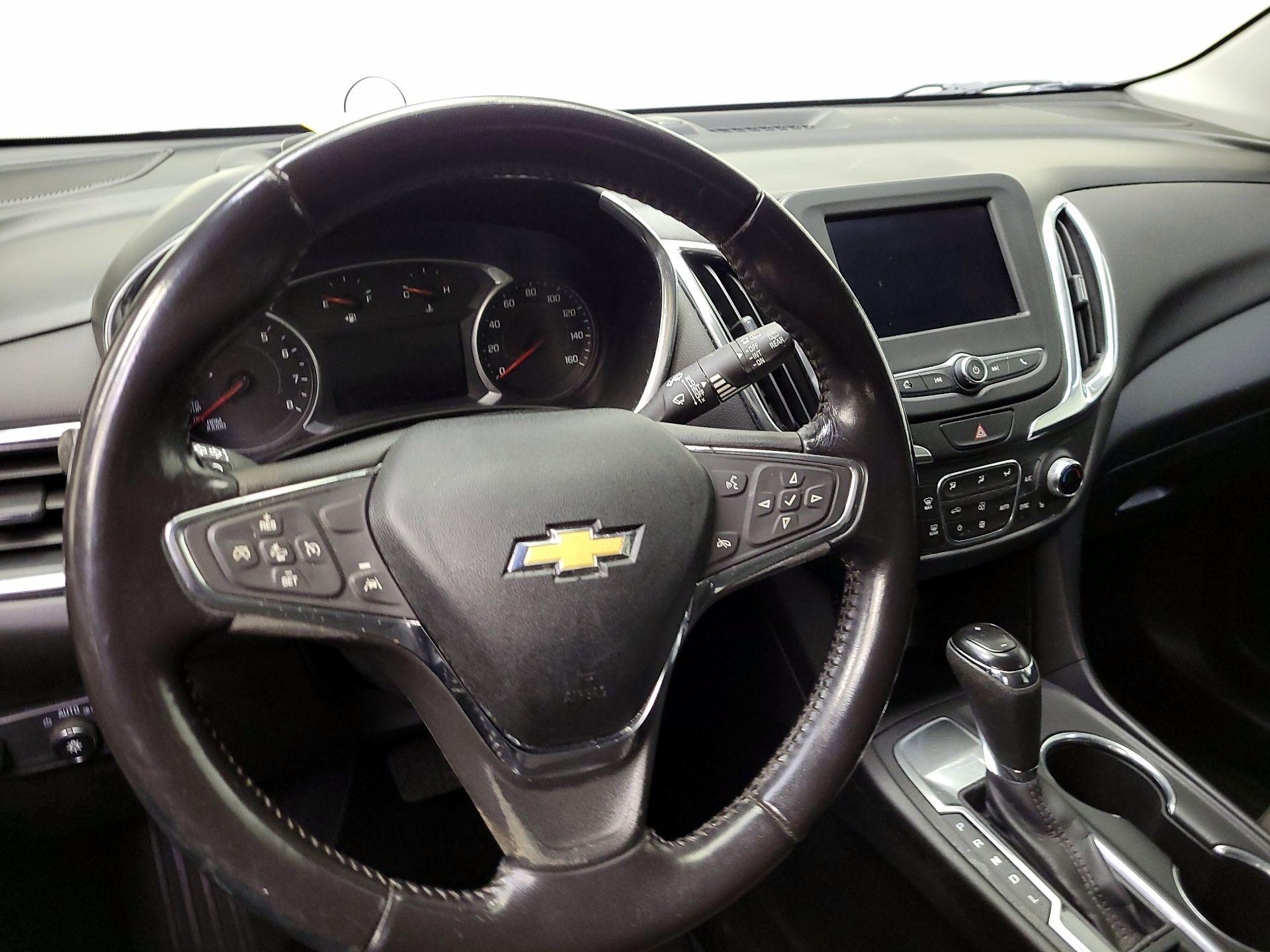 Thumbnail: 2021 Chevrolet Equinox - 10