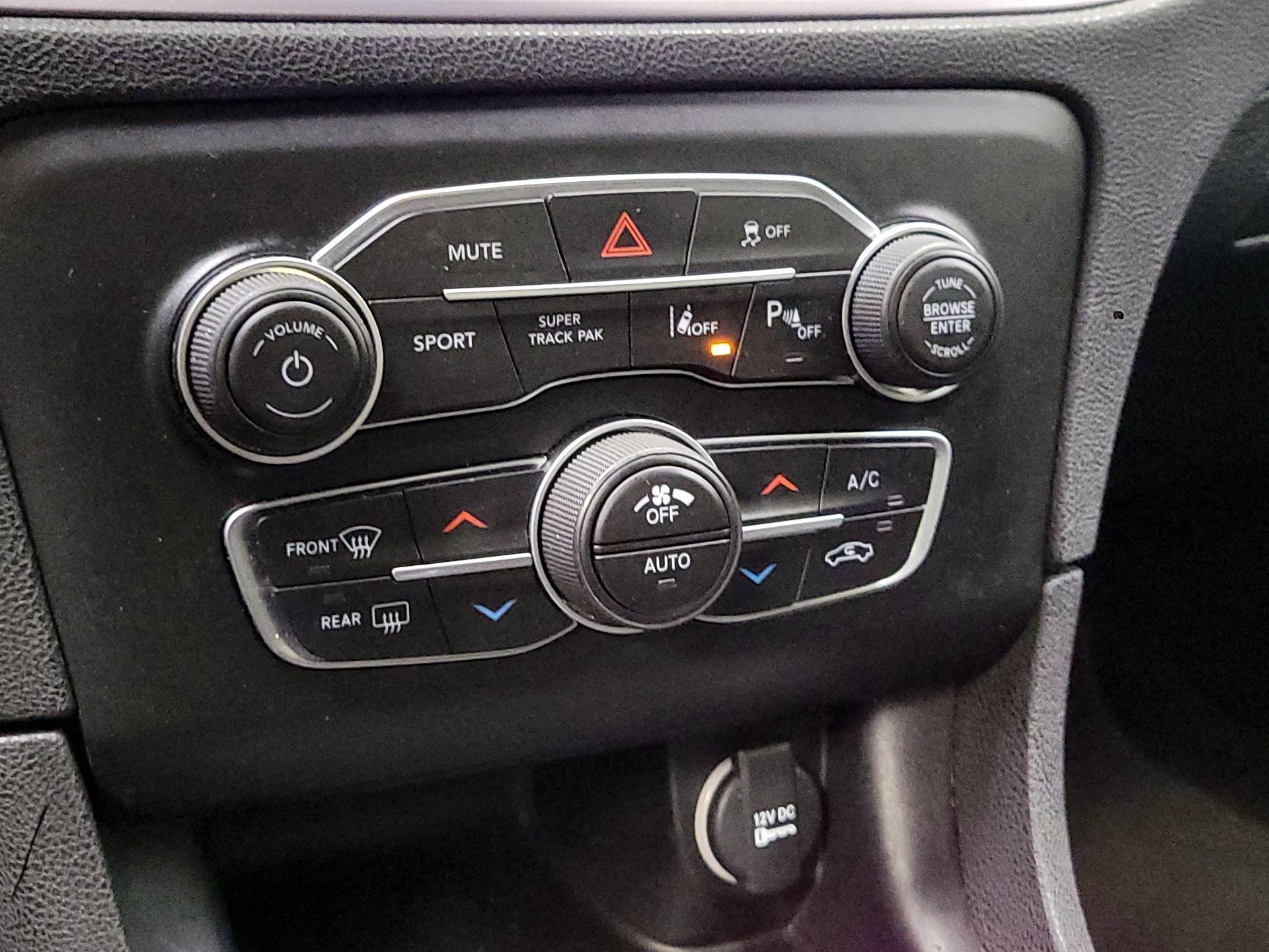 Thumbnail: 2023 Dodge Charger - 16