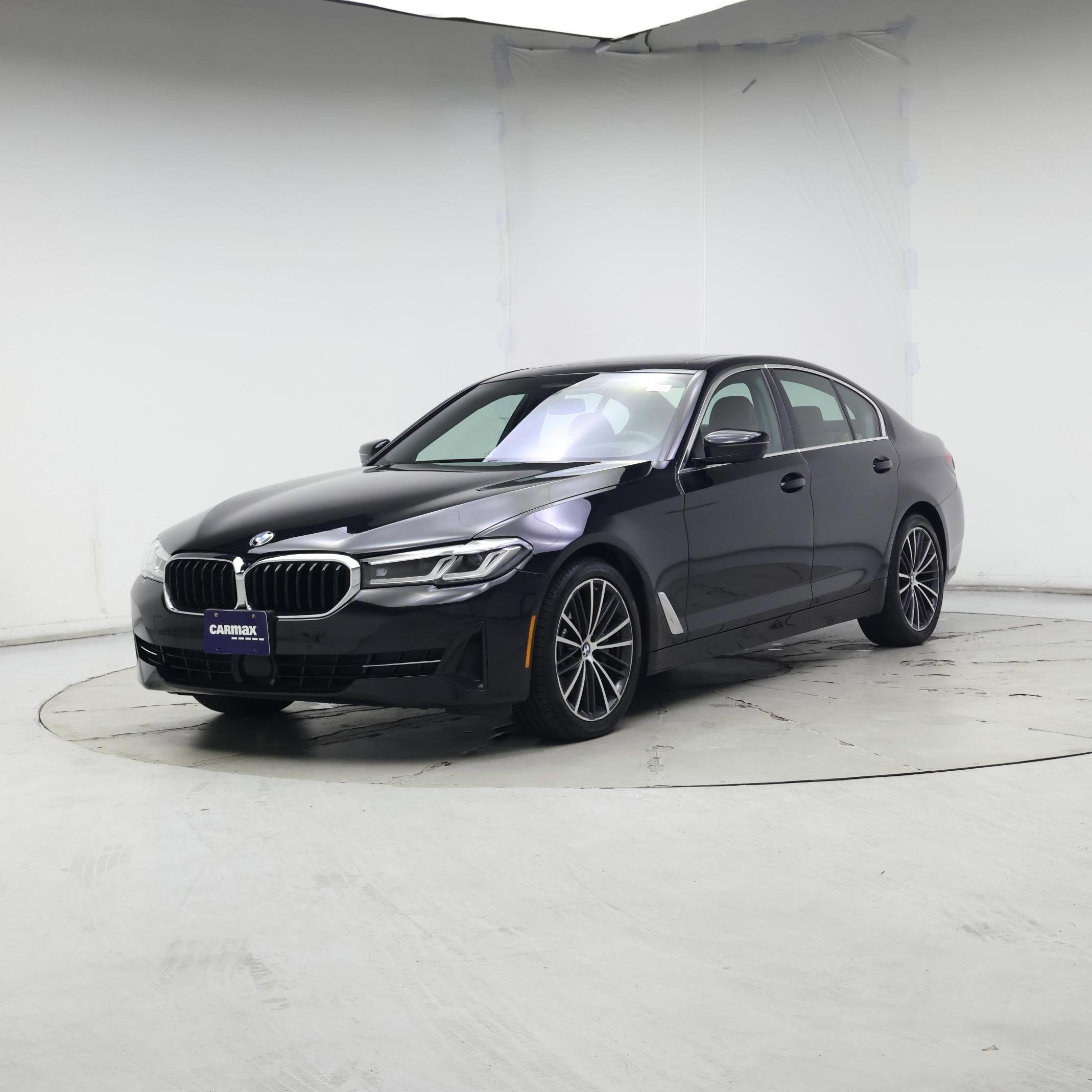 Thumbnail: 2023 BMW 5 Series - 4