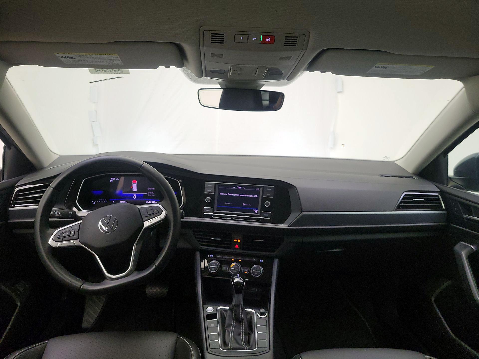 Thumbnail: 2024 Volkswagen Jetta - 9