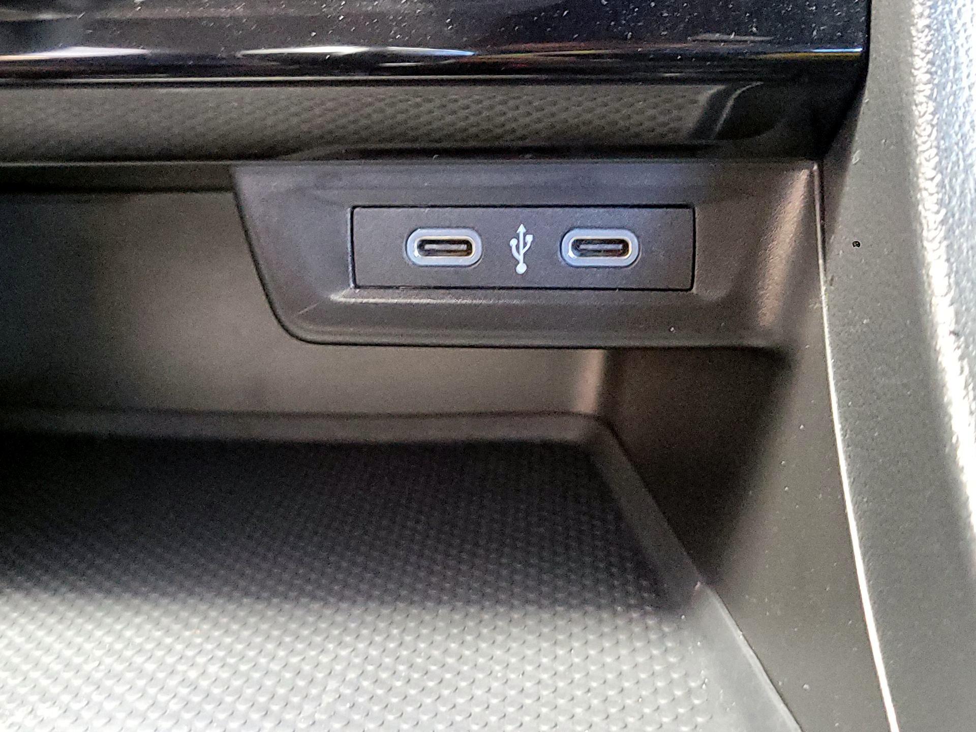 Thumbnail: 2024 Volkswagen Jetta - 18