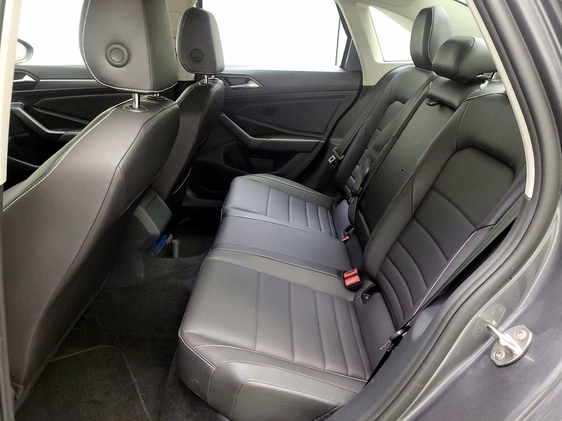 Thumbnail: 2024 Volkswagen Jetta - 19