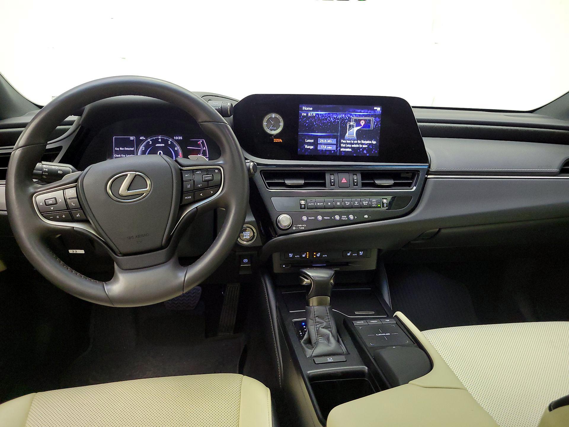 Thumbnail: 2022 Lexus ES - 9