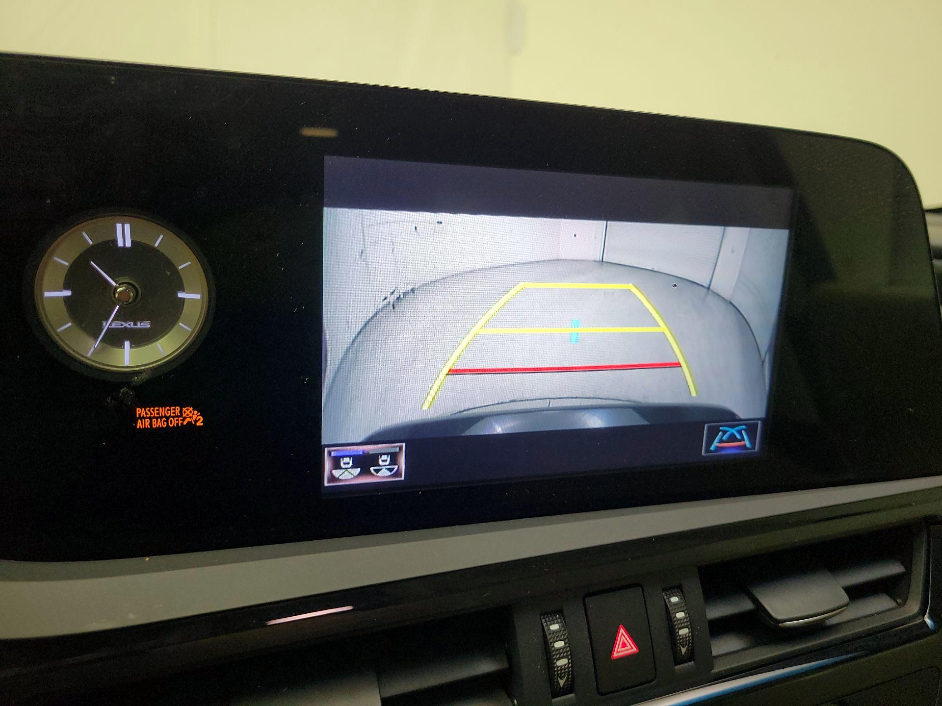 Thumbnail: 2022 Lexus ES - 14