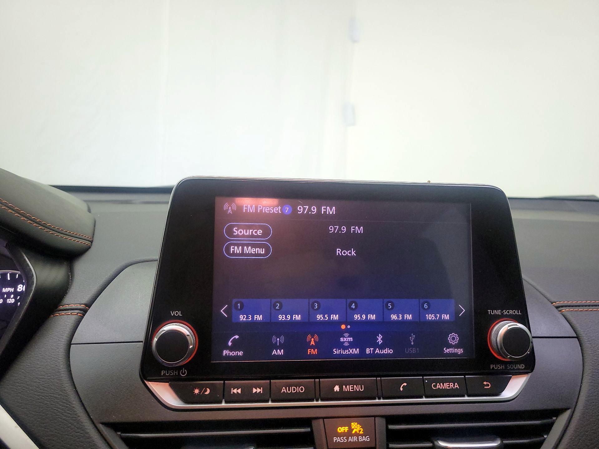 Thumbnail: 2021 Nissan Altima - 15