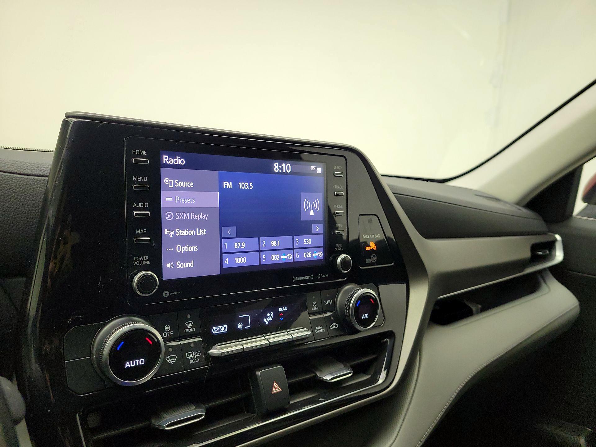 Thumbnail: 2021 Toyota Highlander - 16