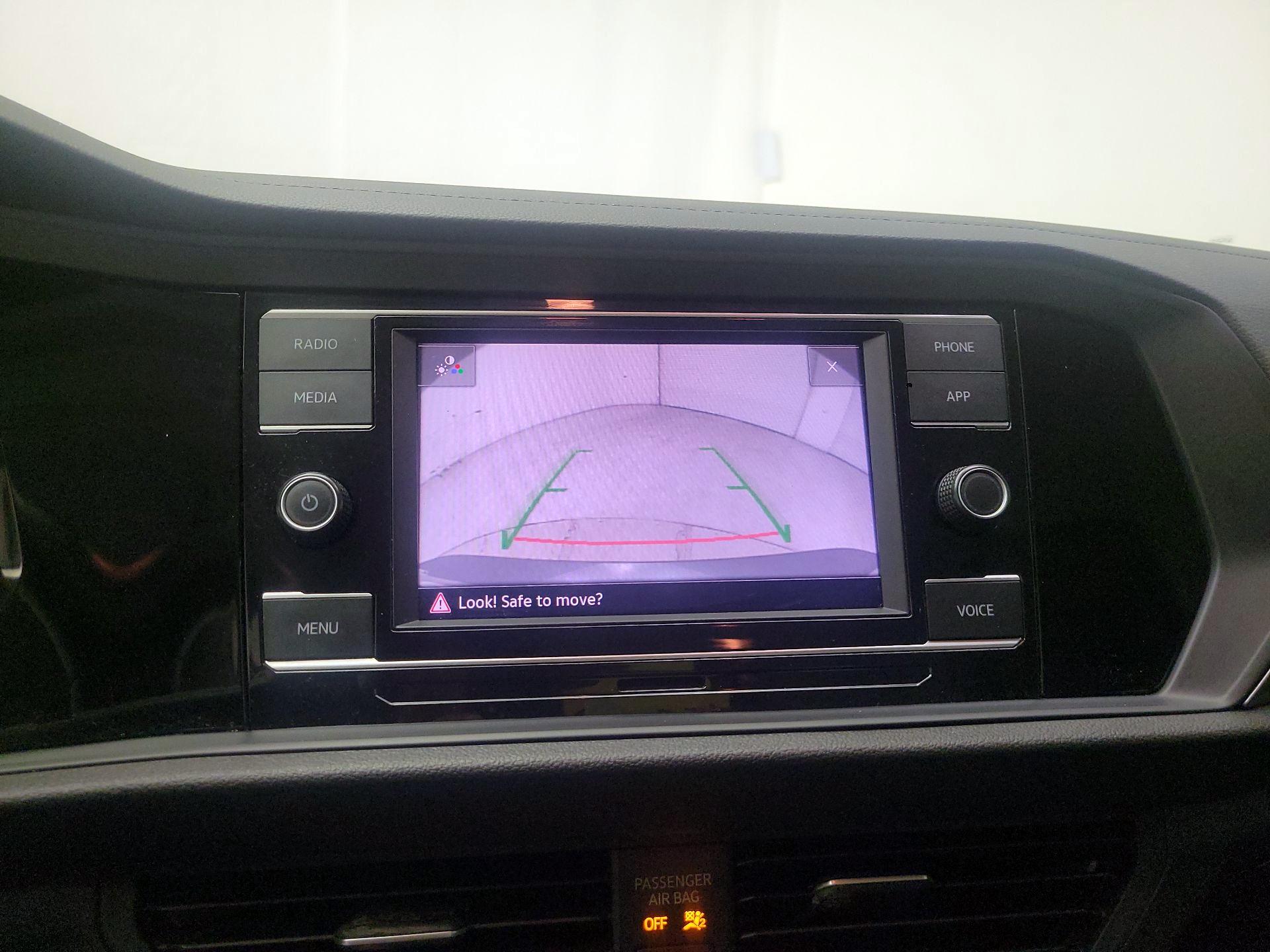 Thumbnail: 2024 Volkswagen Jetta - 14