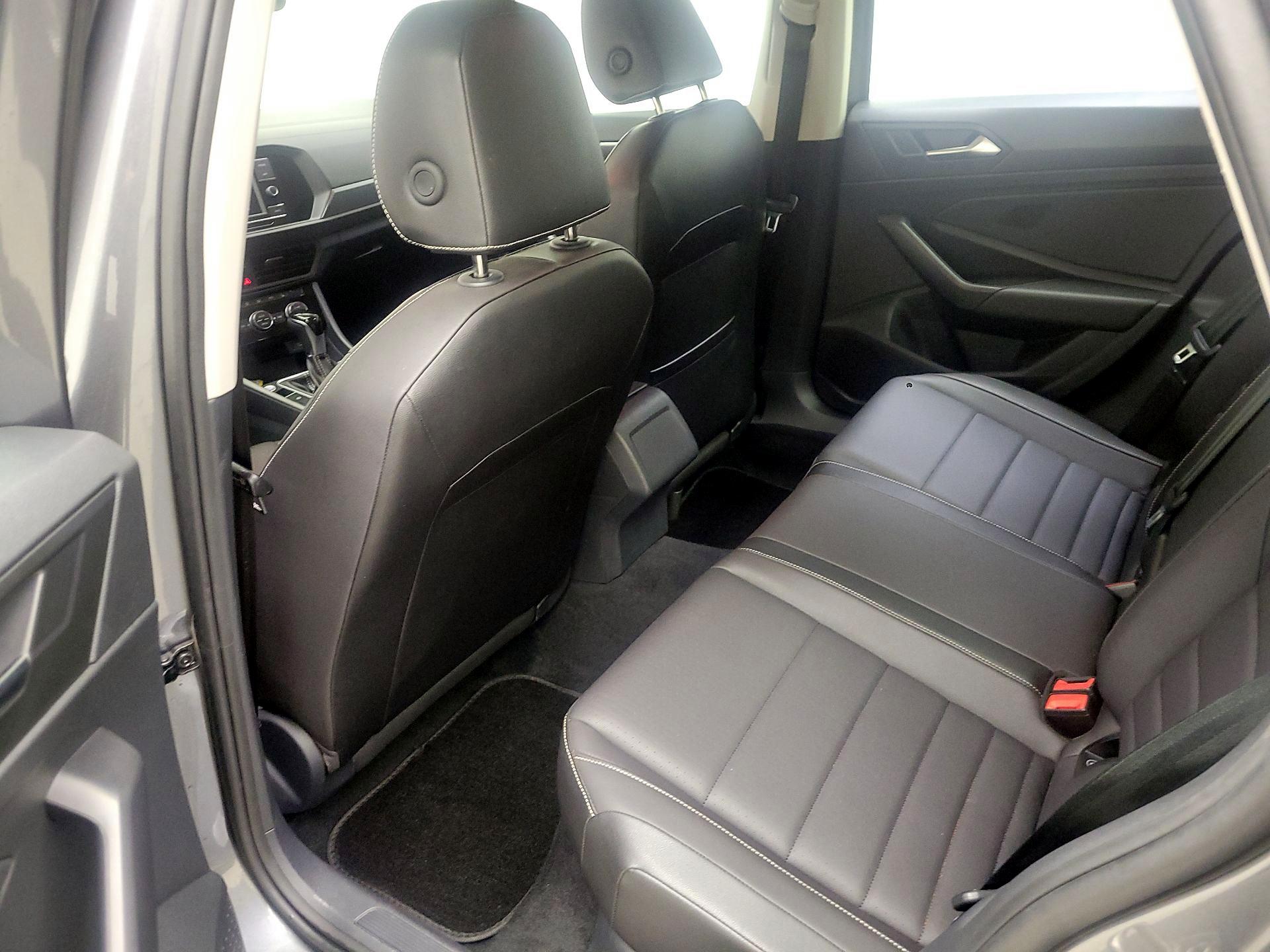 Thumbnail: 2024 Volkswagen Jetta - 19