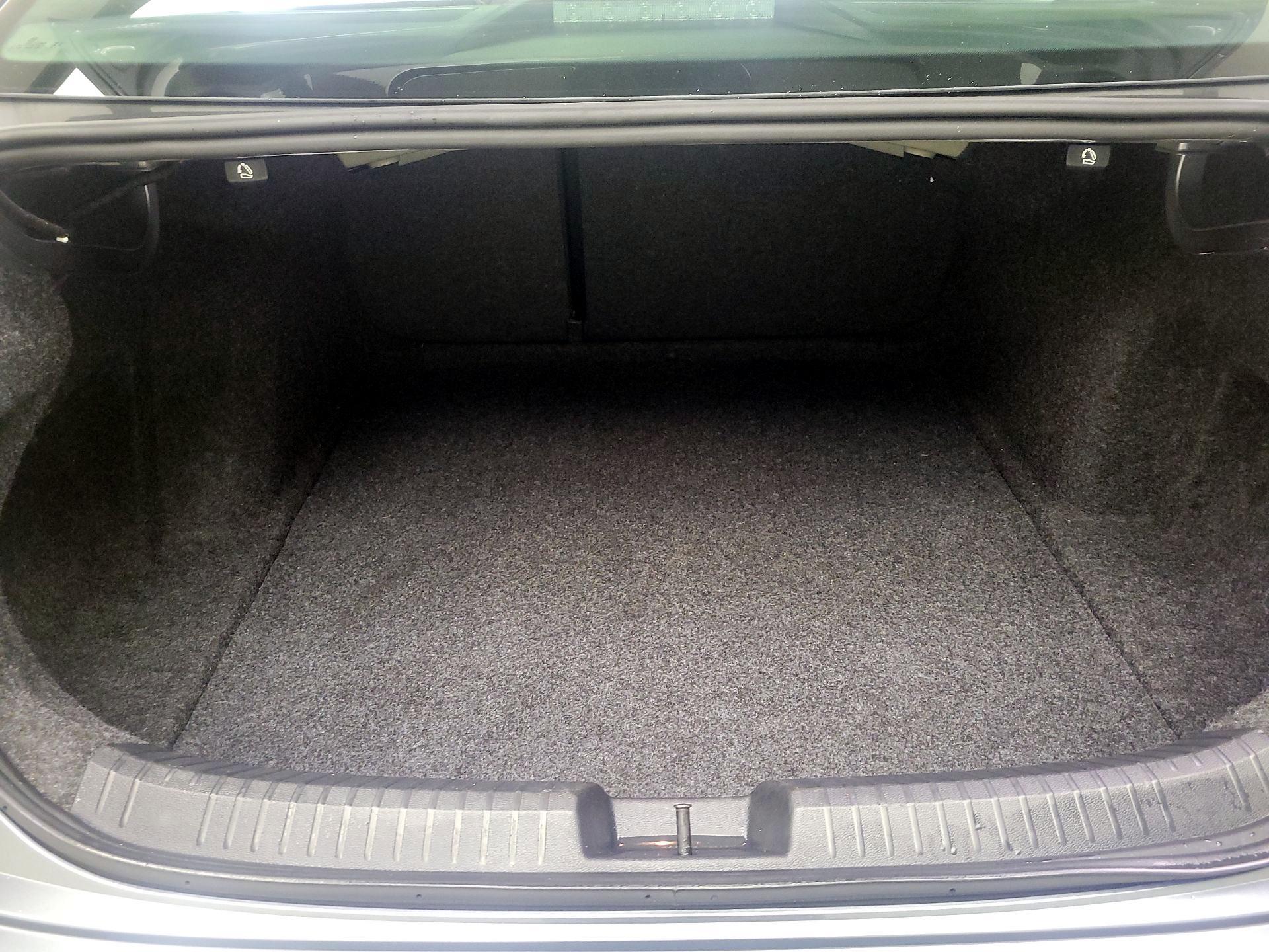 Thumbnail: 2024 Volkswagen Jetta - 20