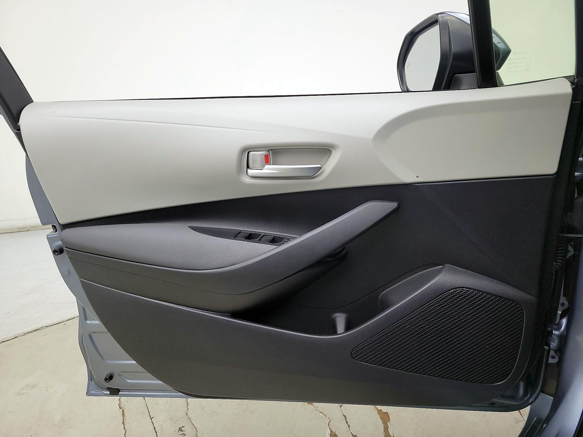 Thumbnail: 2021 Toyota Corolla - 12