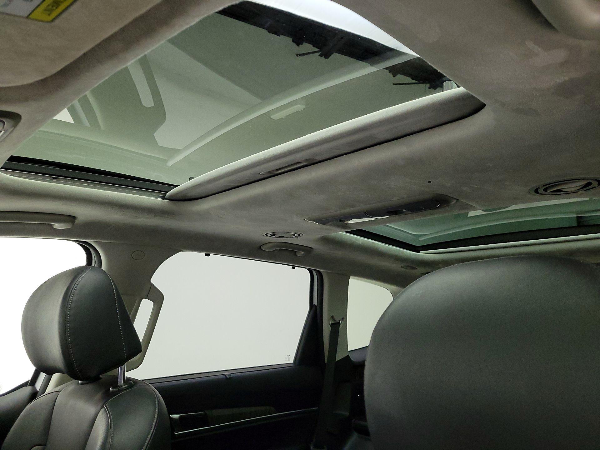 Thumbnail: 2023 Kia Telluride - 20