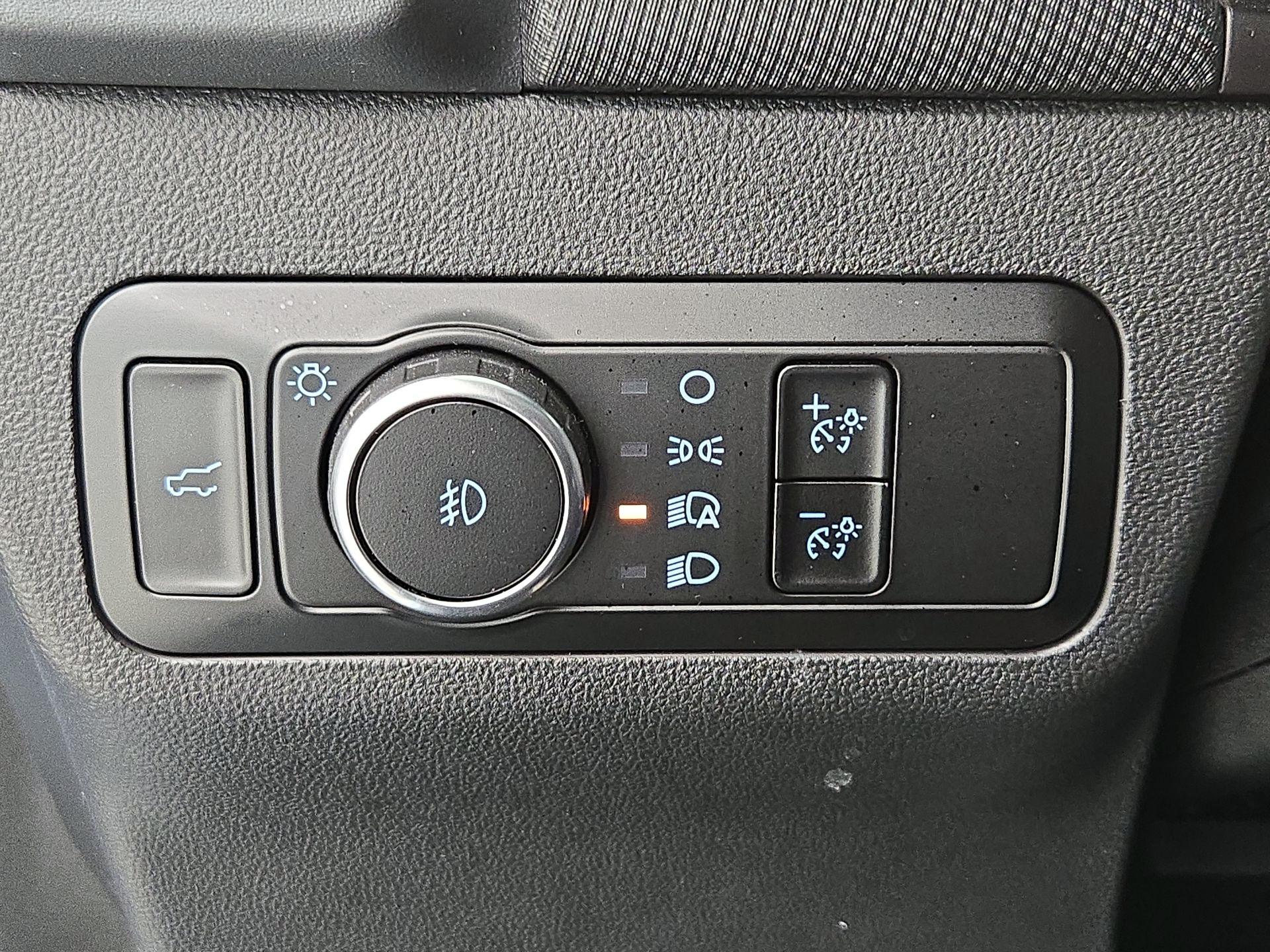 Thumbnail: 2023 Ford Bronco Sport - 13