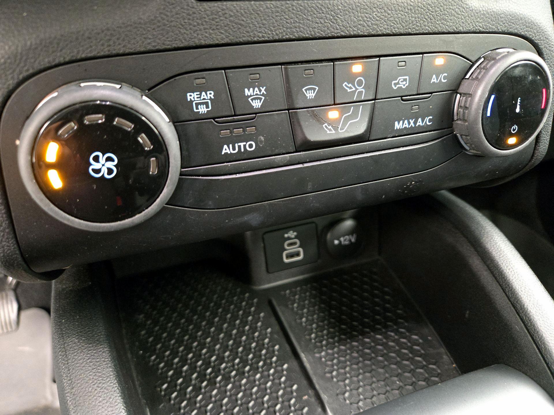 Thumbnail: 2023 Ford Bronco Sport - 16