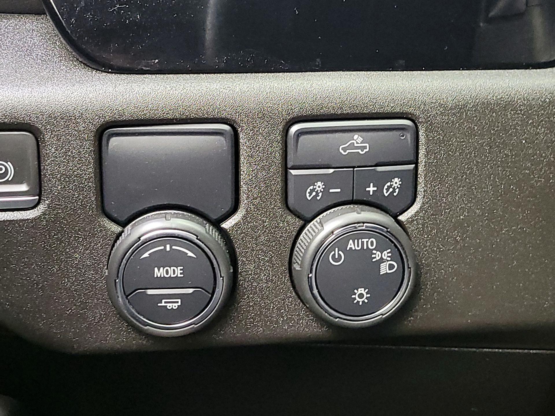 Thumbnail: 2024 Chevrolet Silverado 1500 - 13