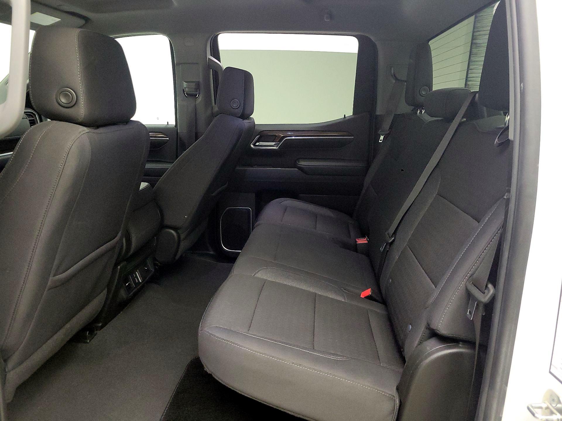 Thumbnail: 2024 Chevrolet Silverado 1500 - 19