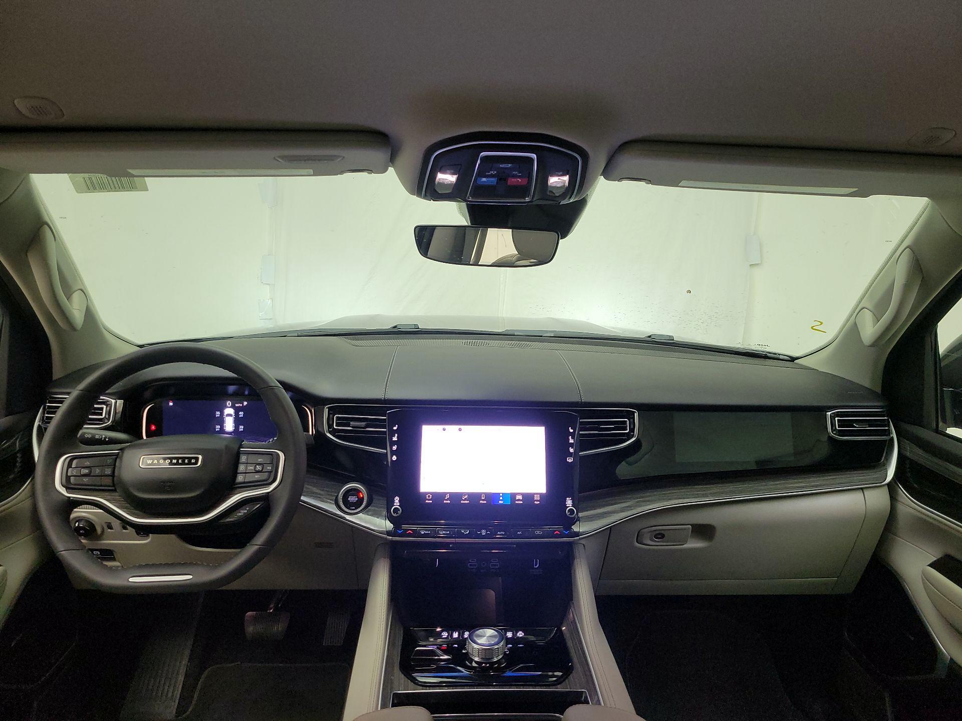 Thumbnail: 2022 Jeep Wagoneer - 9