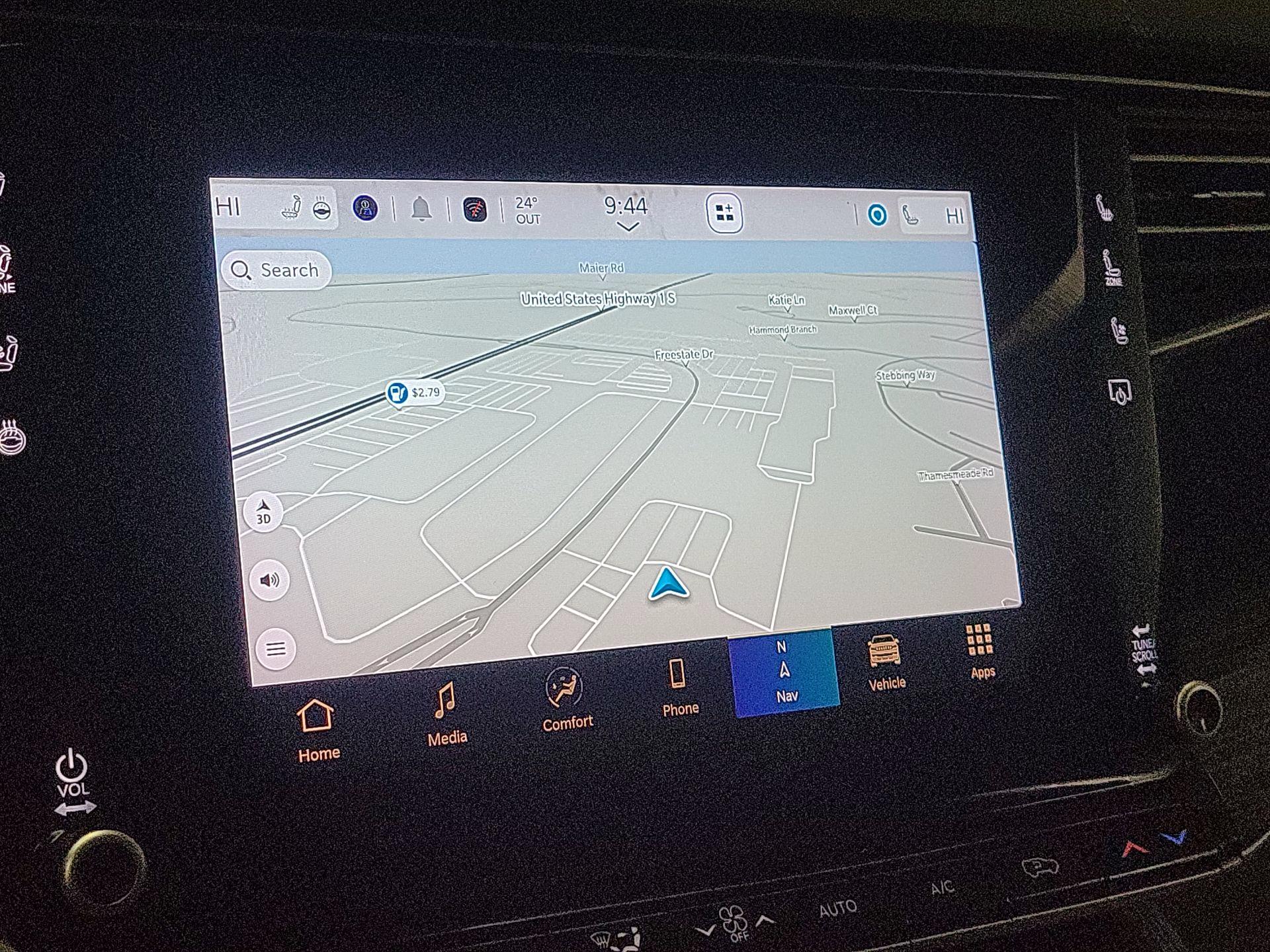 Thumbnail: 2022 Jeep Wagoneer - 14