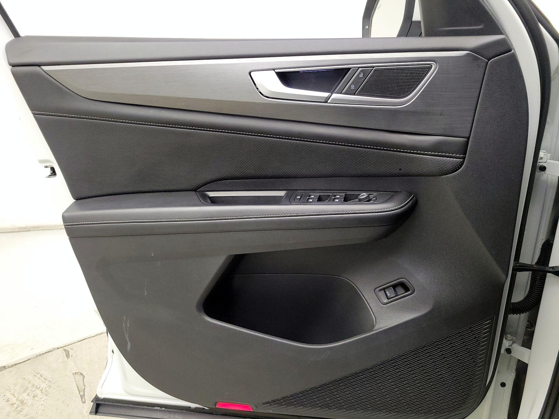 Thumbnail: 2024 Volkswagen Atlas - 12