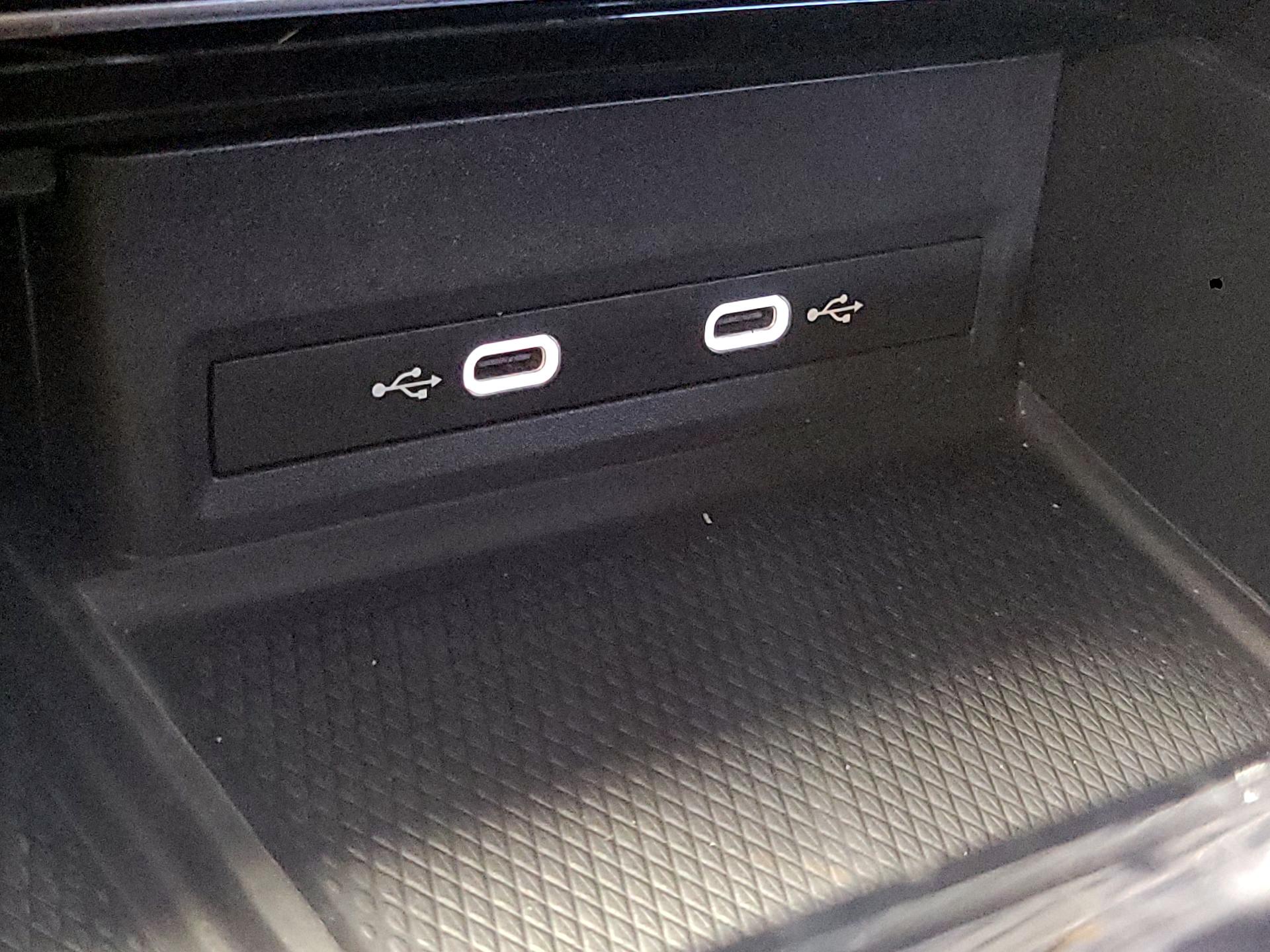 Thumbnail: 2024 Volkswagen Atlas - 18