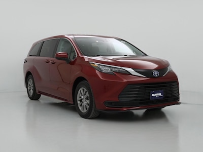2024 Toyota Sienna Hybrid LE