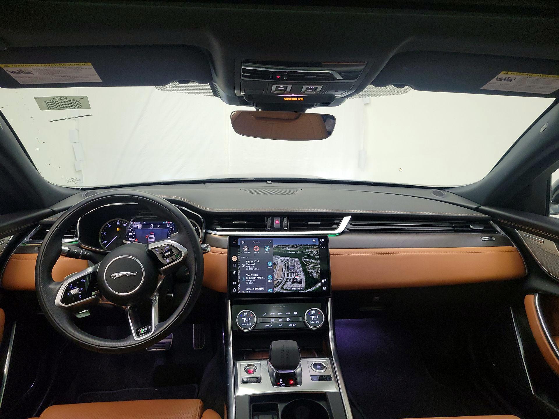 Thumbnail: 2022 Jaguar XF - 9