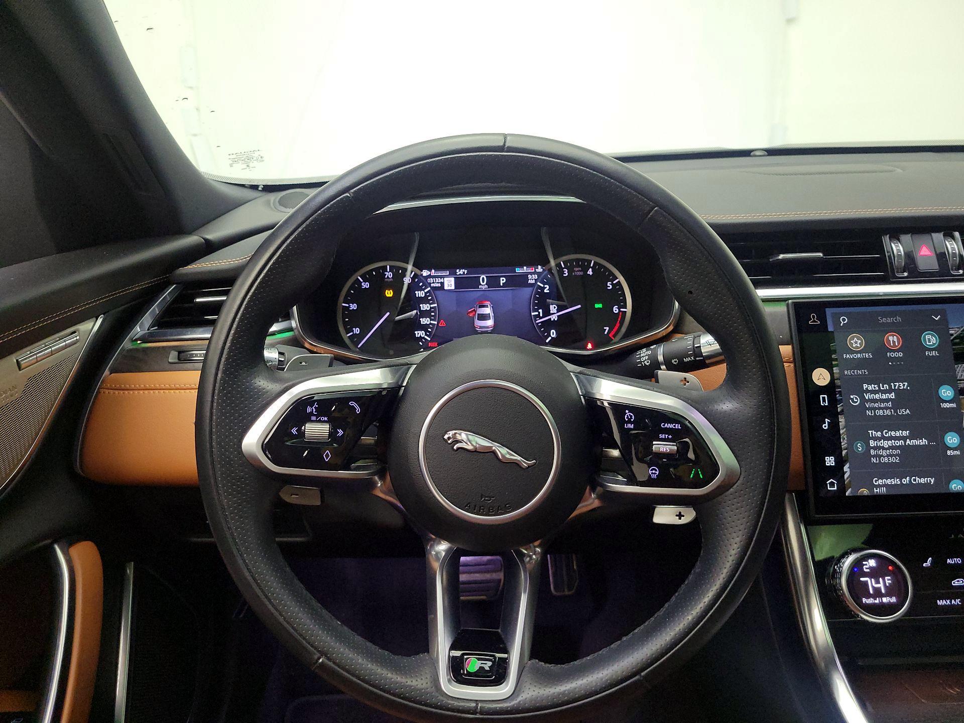 Thumbnail: 2022 Jaguar XF - 10