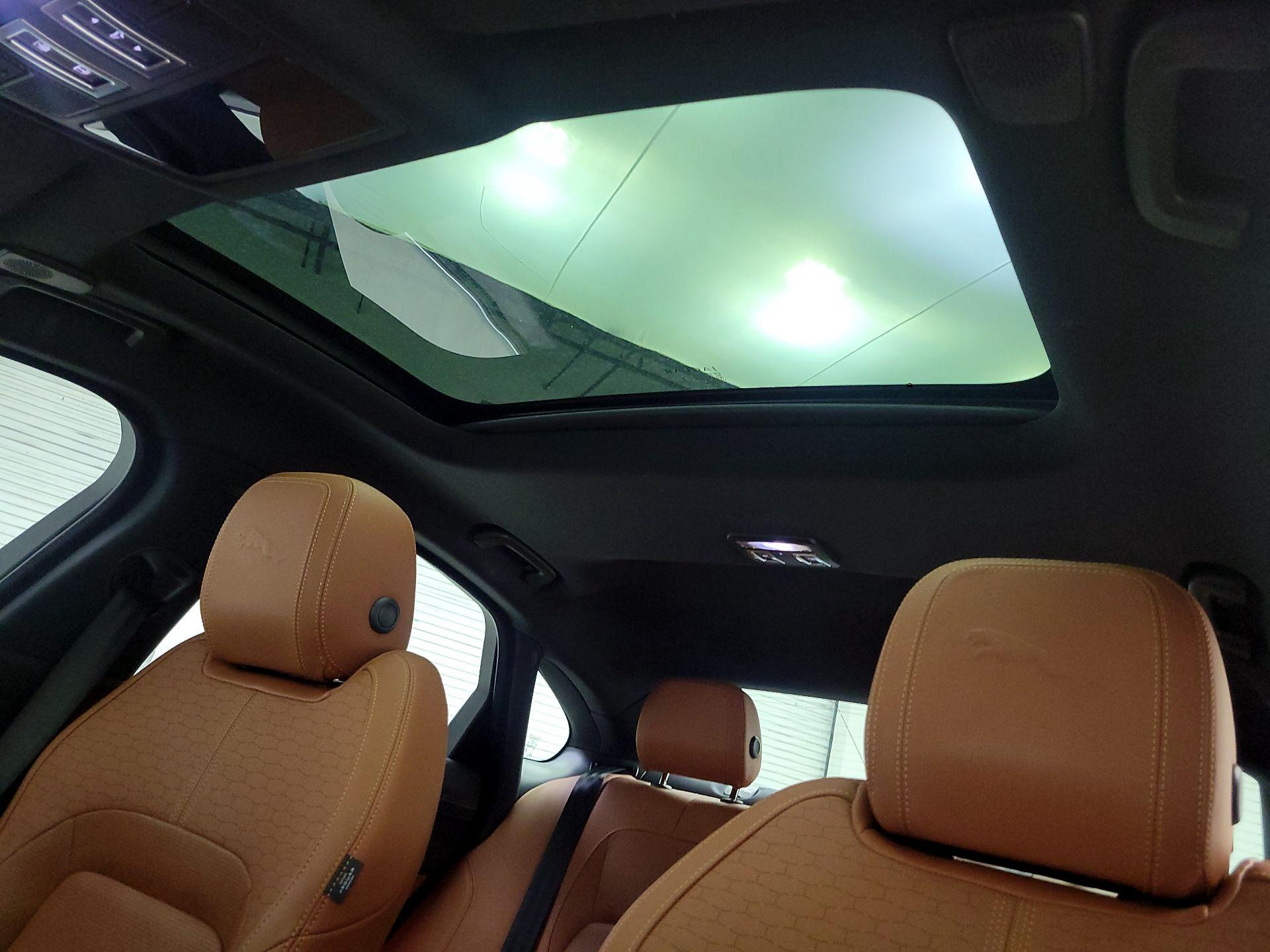 Thumbnail: 2022 Jaguar XF - 20