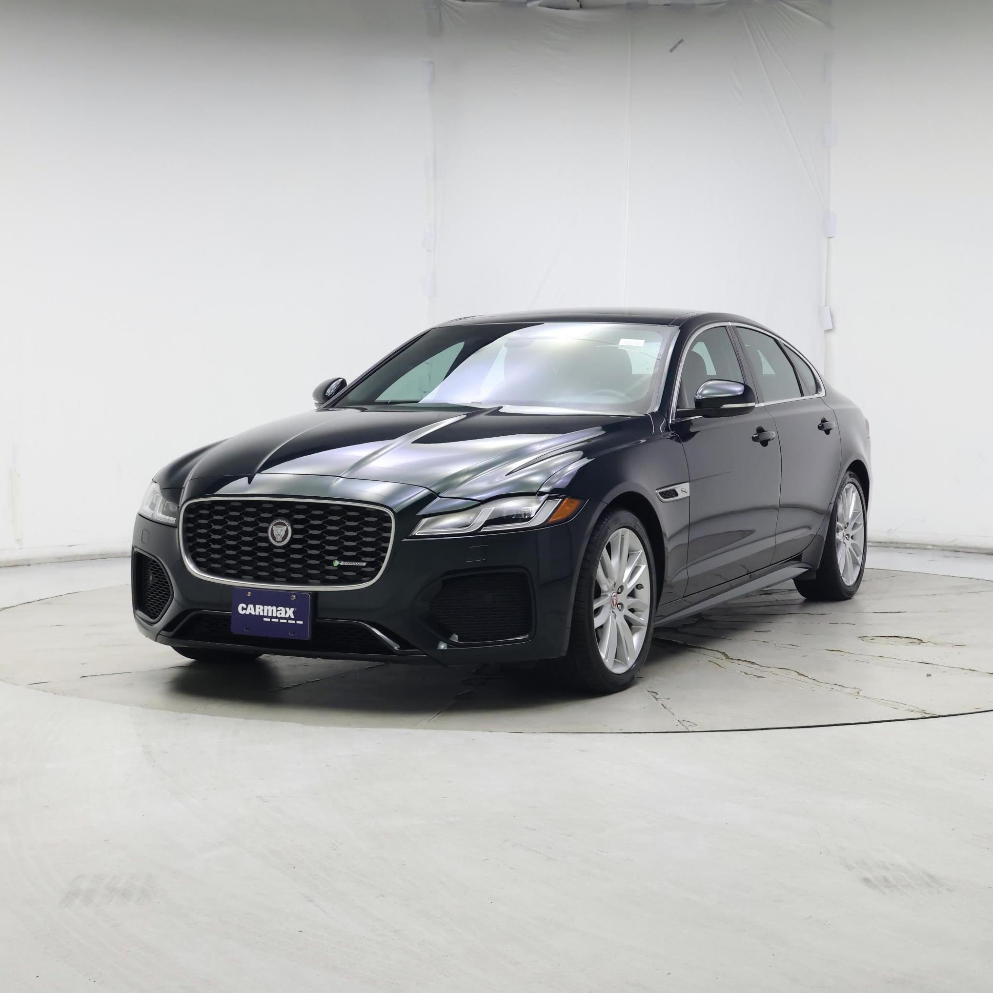 Thumbnail: 2022 Jaguar XF - 4