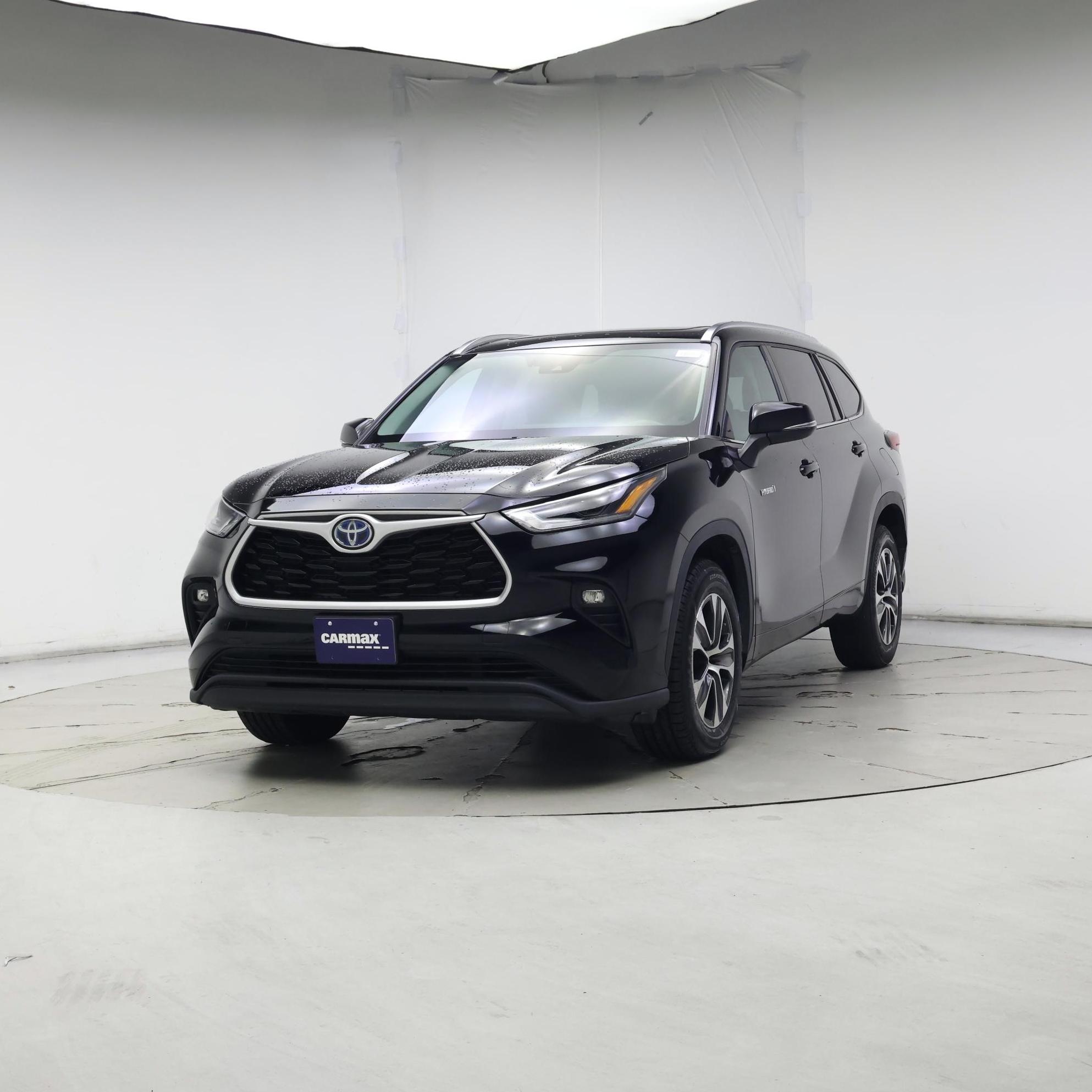 Thumbnail: 2021 Toyota Highlander - 4