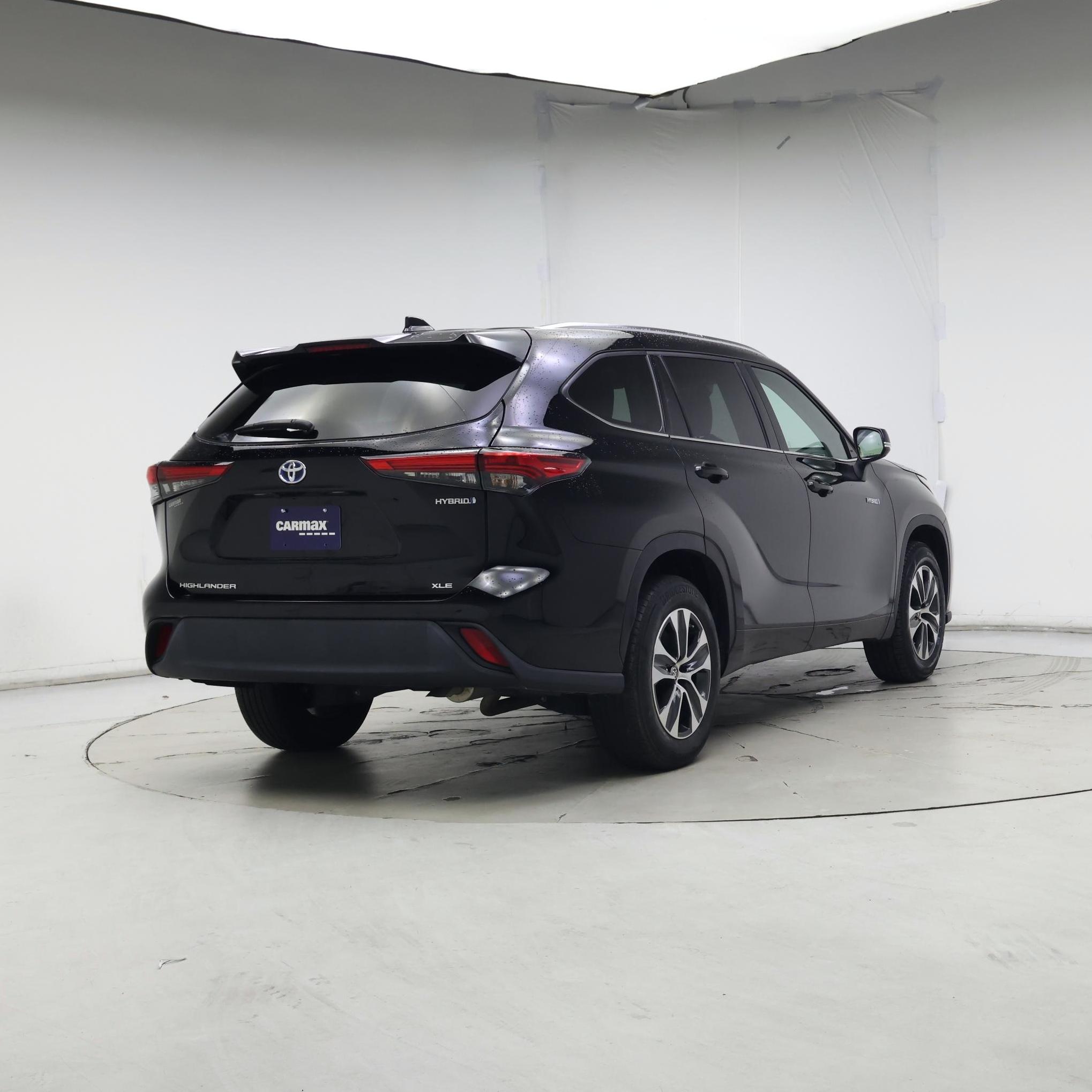 Thumbnail: 2021 Toyota Highlander - 8