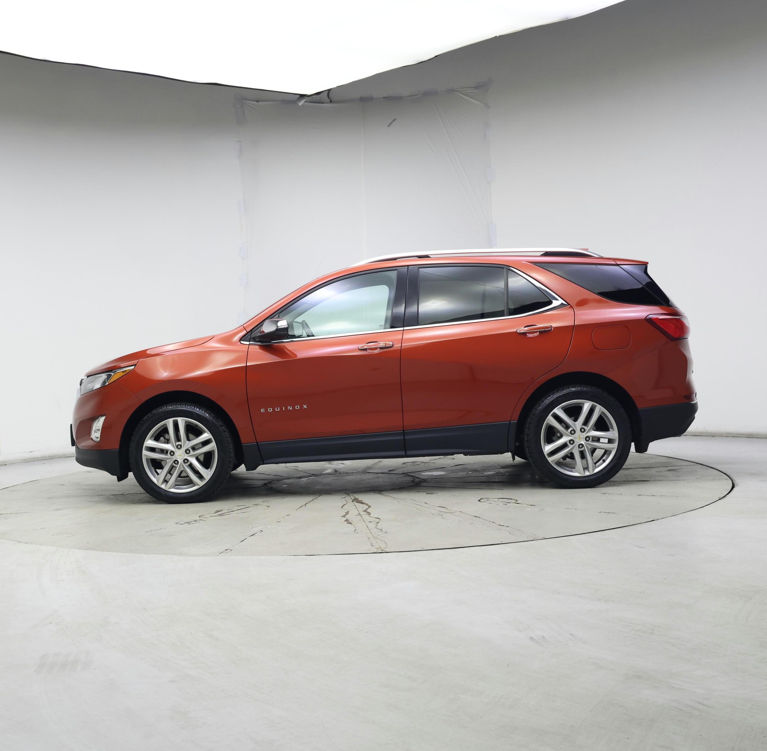 Thumbnail: 2020 Chevrolet Equinox - 3