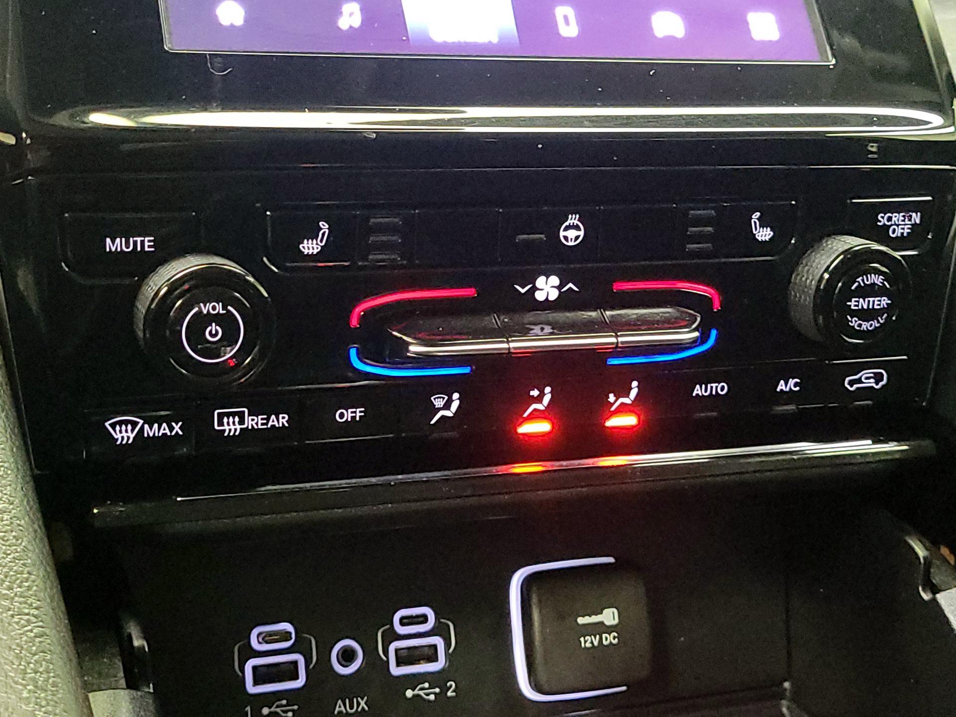 Thumbnail: 2023 Jeep Grand Cherokee - 16