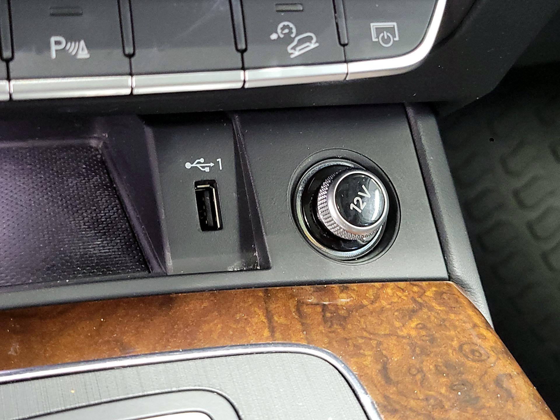 Thumbnail: 2020 Audi Q5 - 19