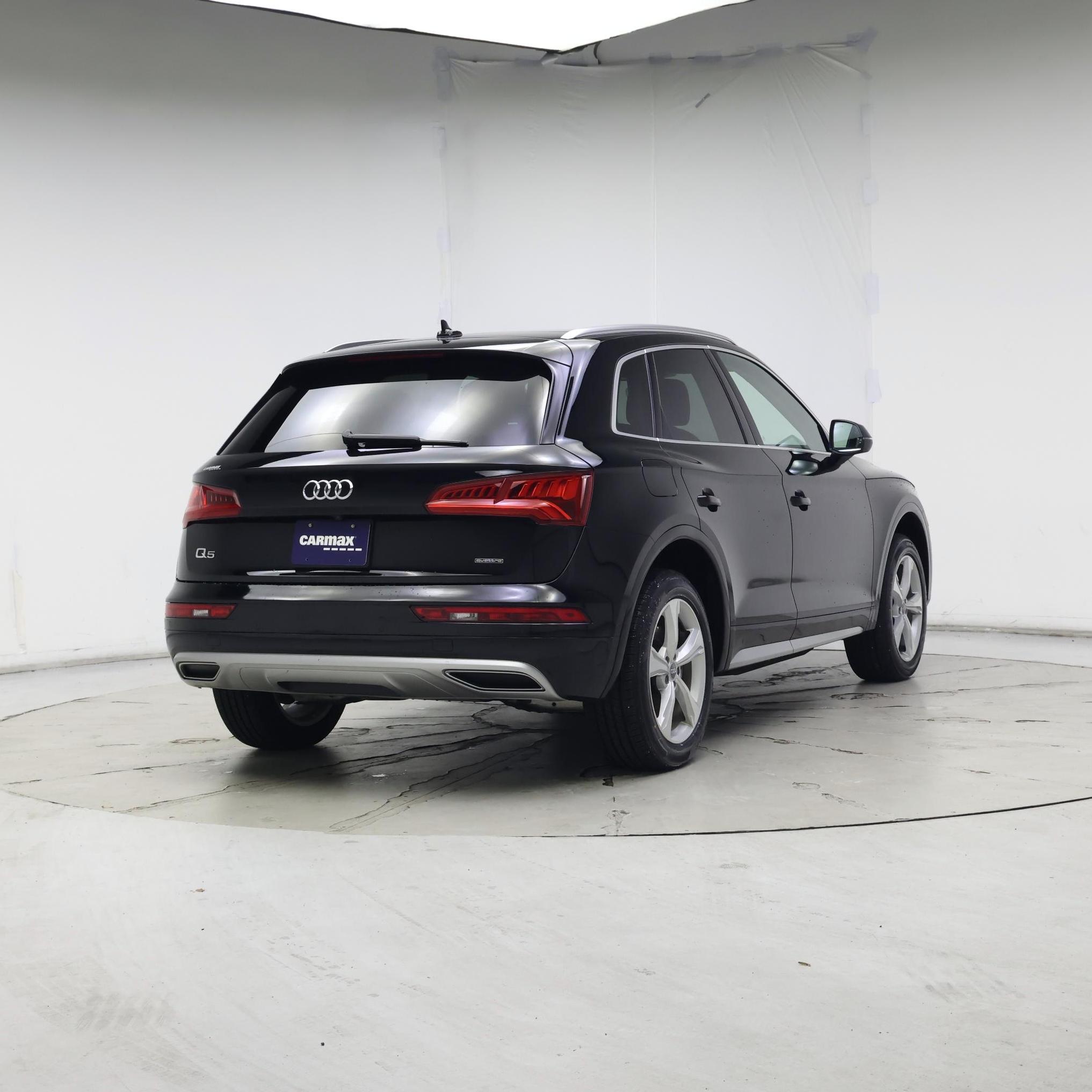 Thumbnail: 2020 Audi Q5 - 8
