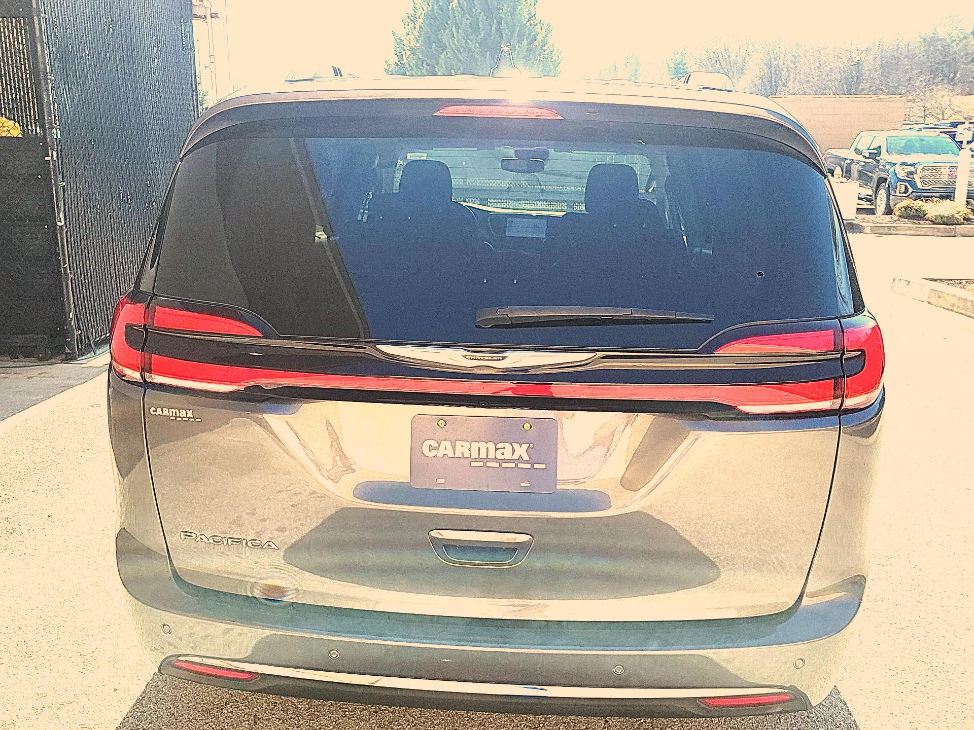 Thumbnail: 2021 Chrysler Pacifica - 6