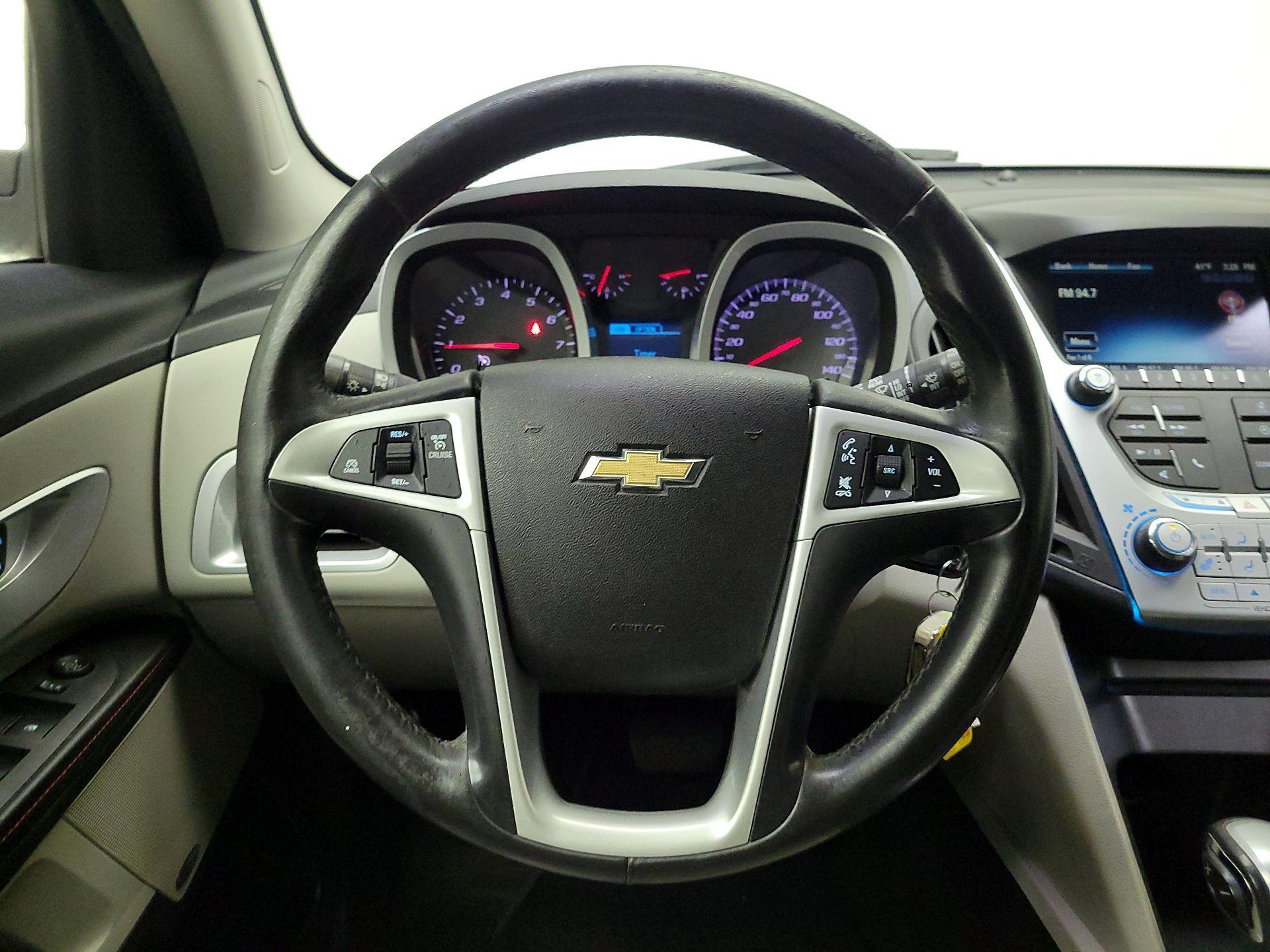 Thumbnail: 2015 Chevrolet Equinox - 10