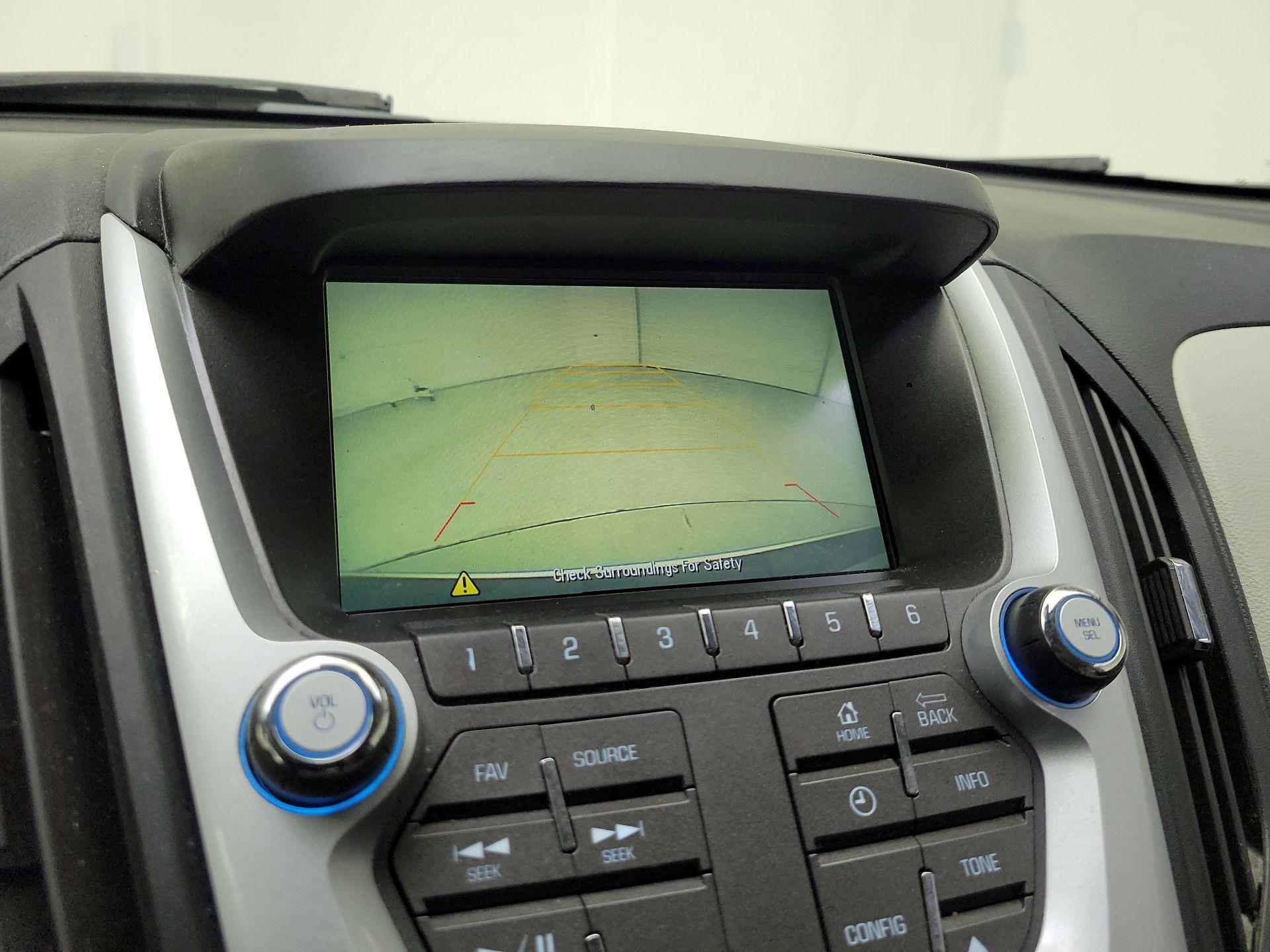 Thumbnail: 2015 Chevrolet Equinox - 13