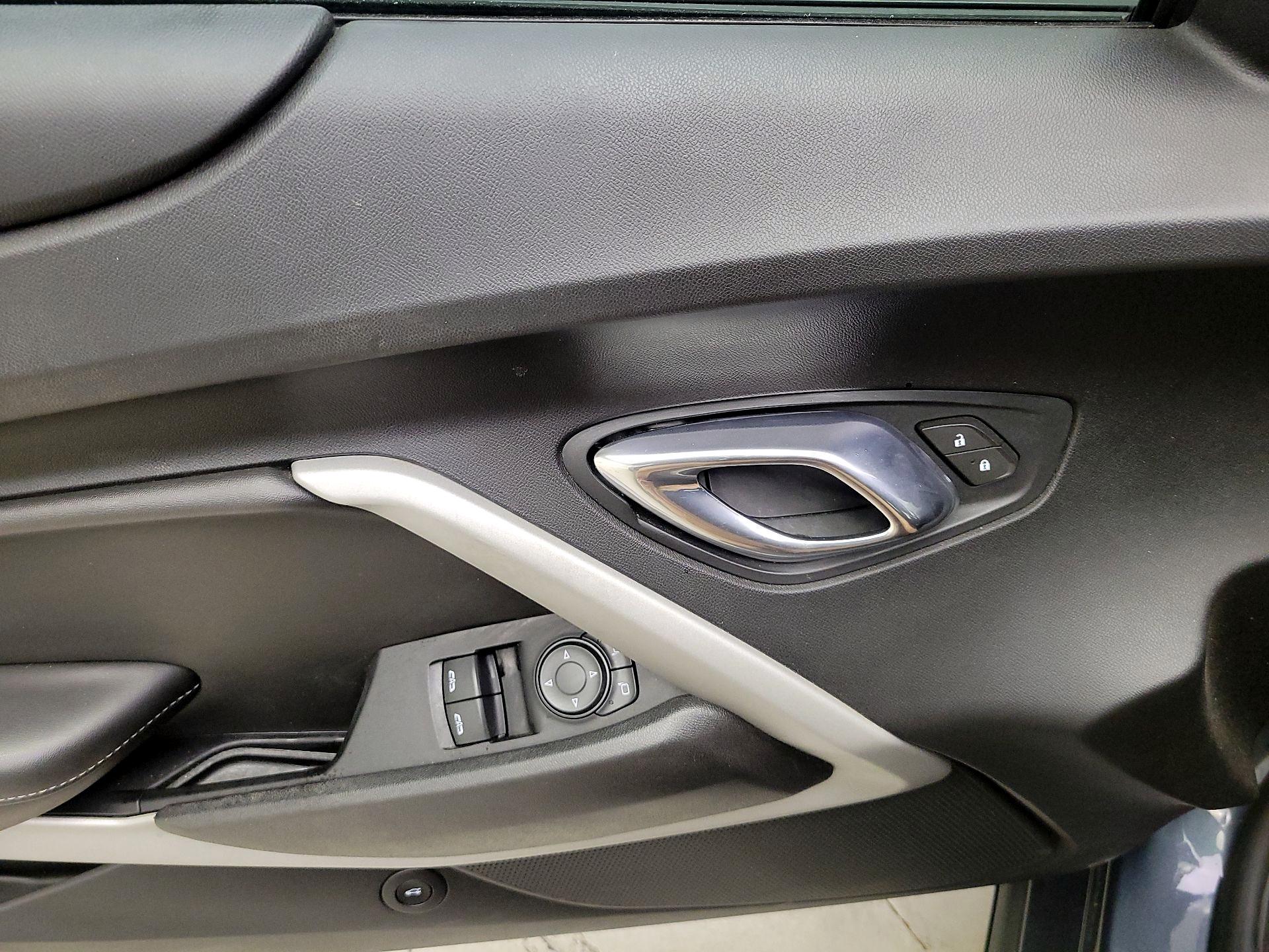 Thumbnail: 2021 Chevrolet Camaro - 12