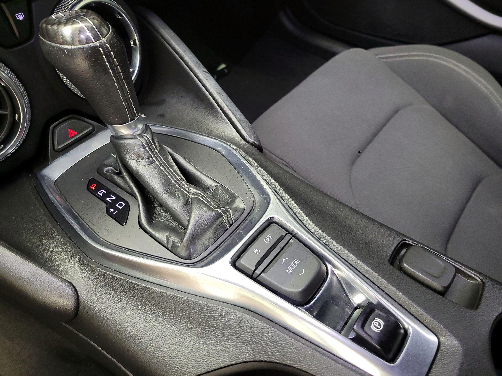 Thumbnail: 2021 Chevrolet Camaro - 17