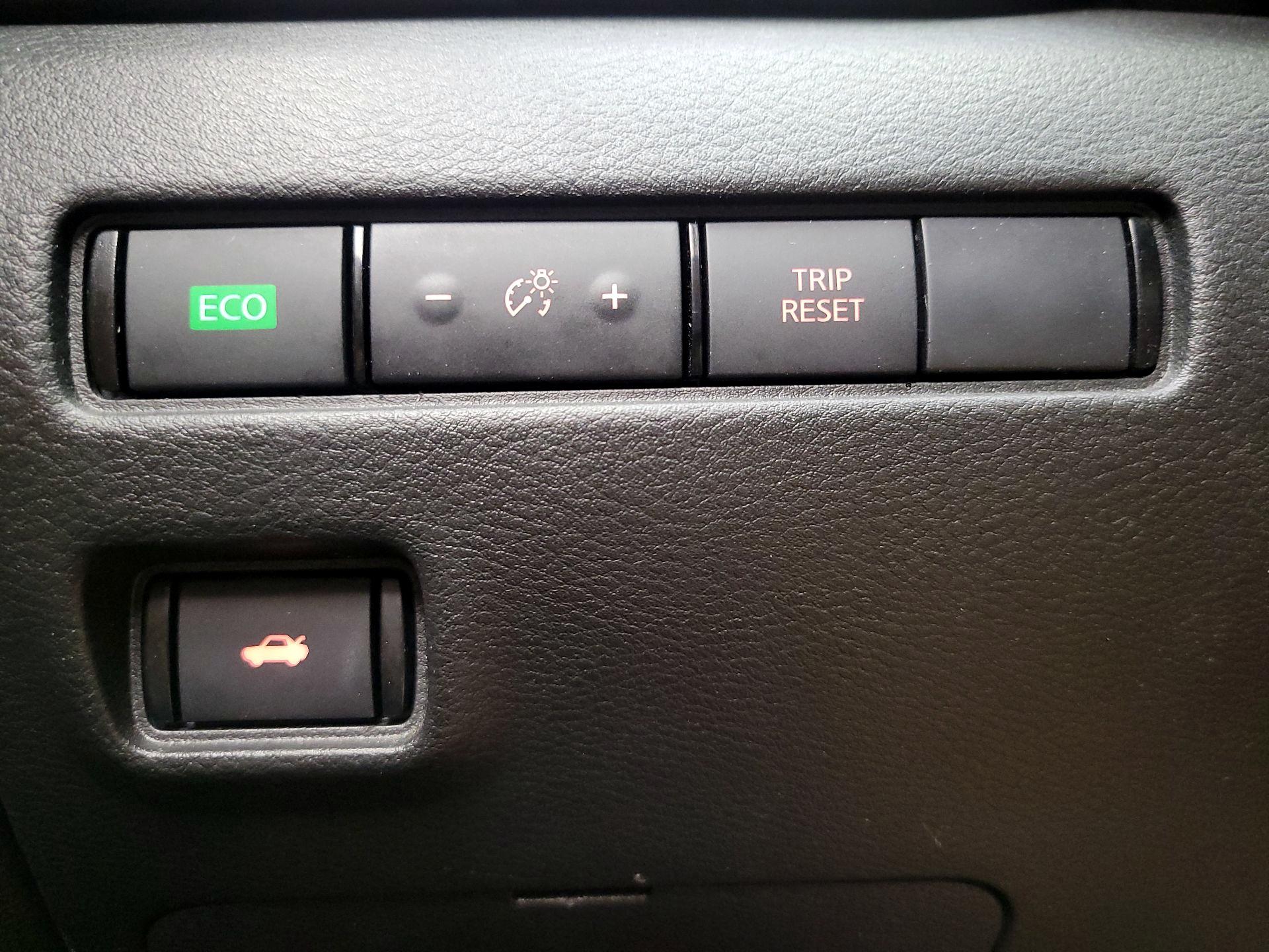 Thumbnail: 2021 Nissan Sentra - 13