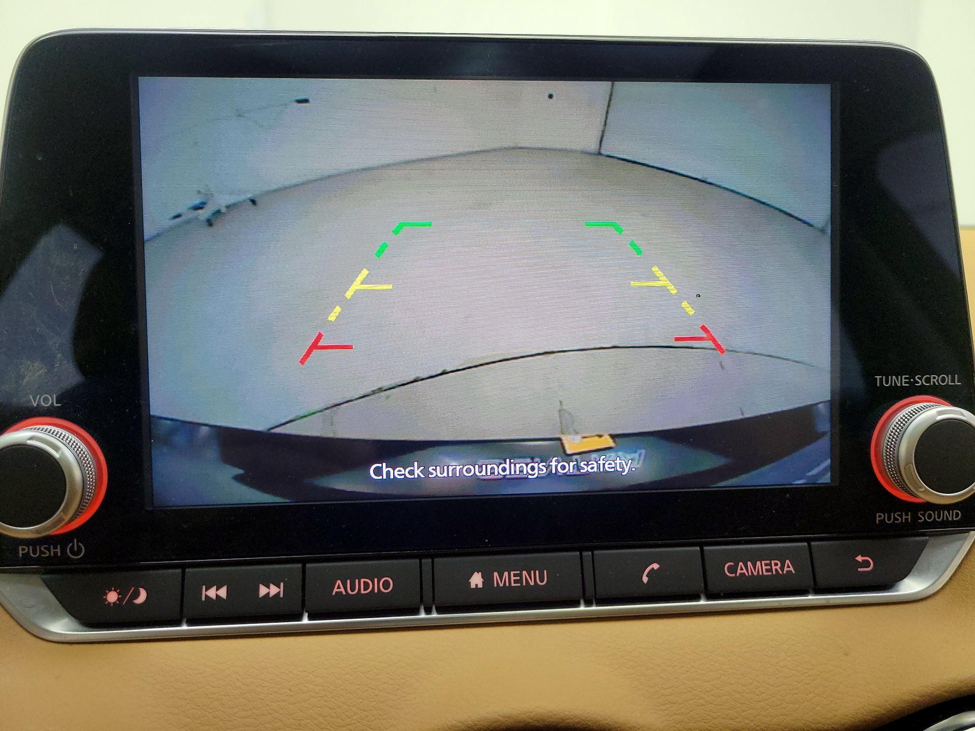 Thumbnail: 2021 Nissan Sentra - 14