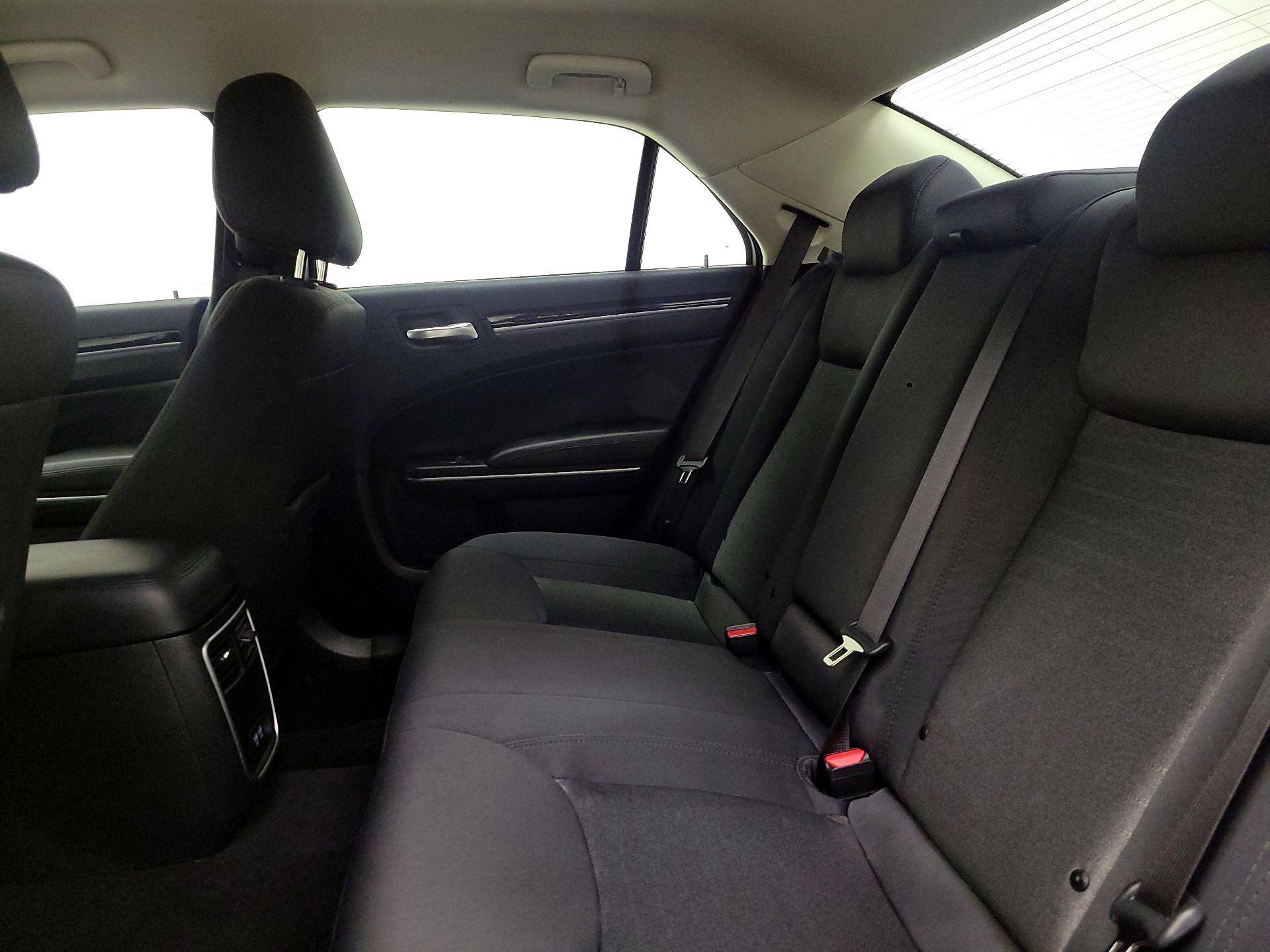 Thumbnail: 2023 Chrysler 300 - 19