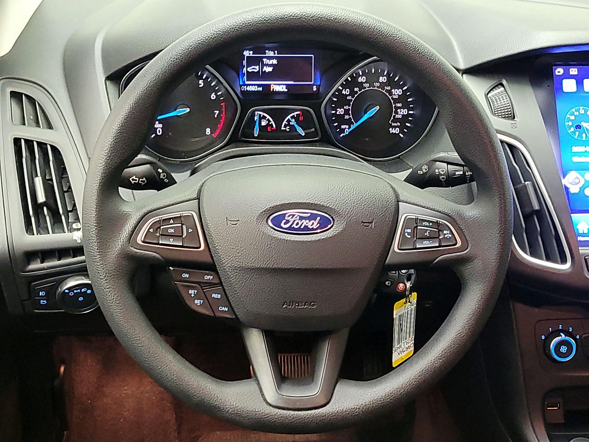 Thumbnail: 2018 Ford Focus - 10