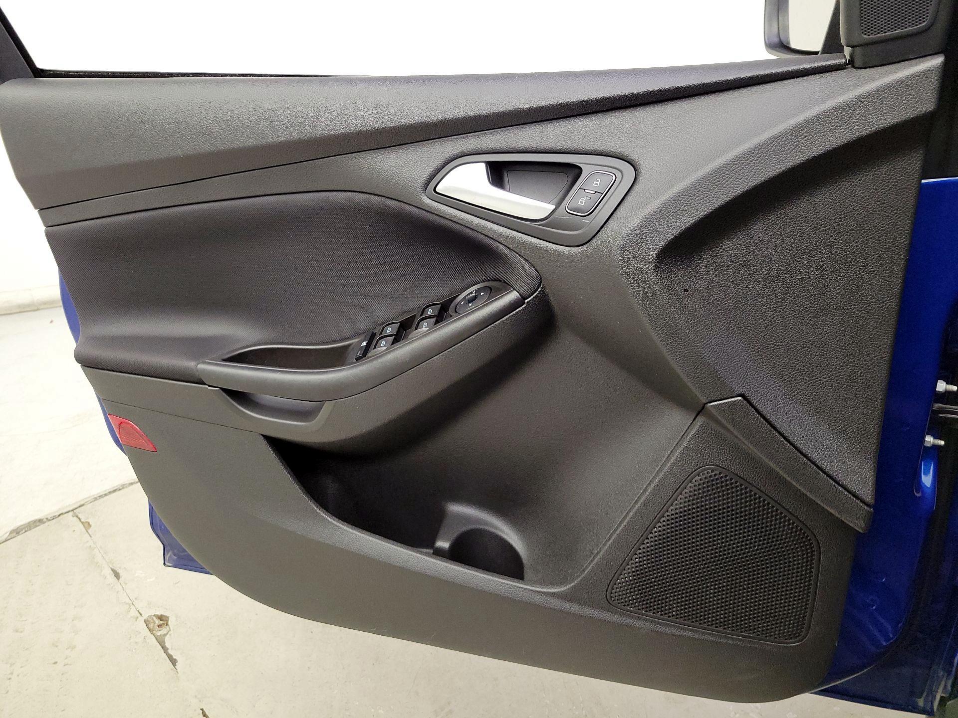 Thumbnail: 2018 Ford Focus - 12