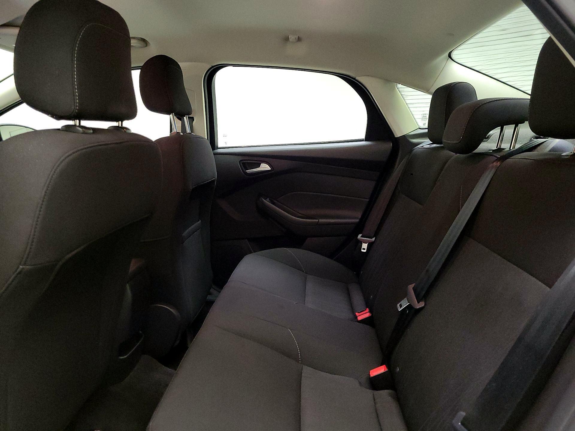 Thumbnail: 2018 Ford Focus - 19