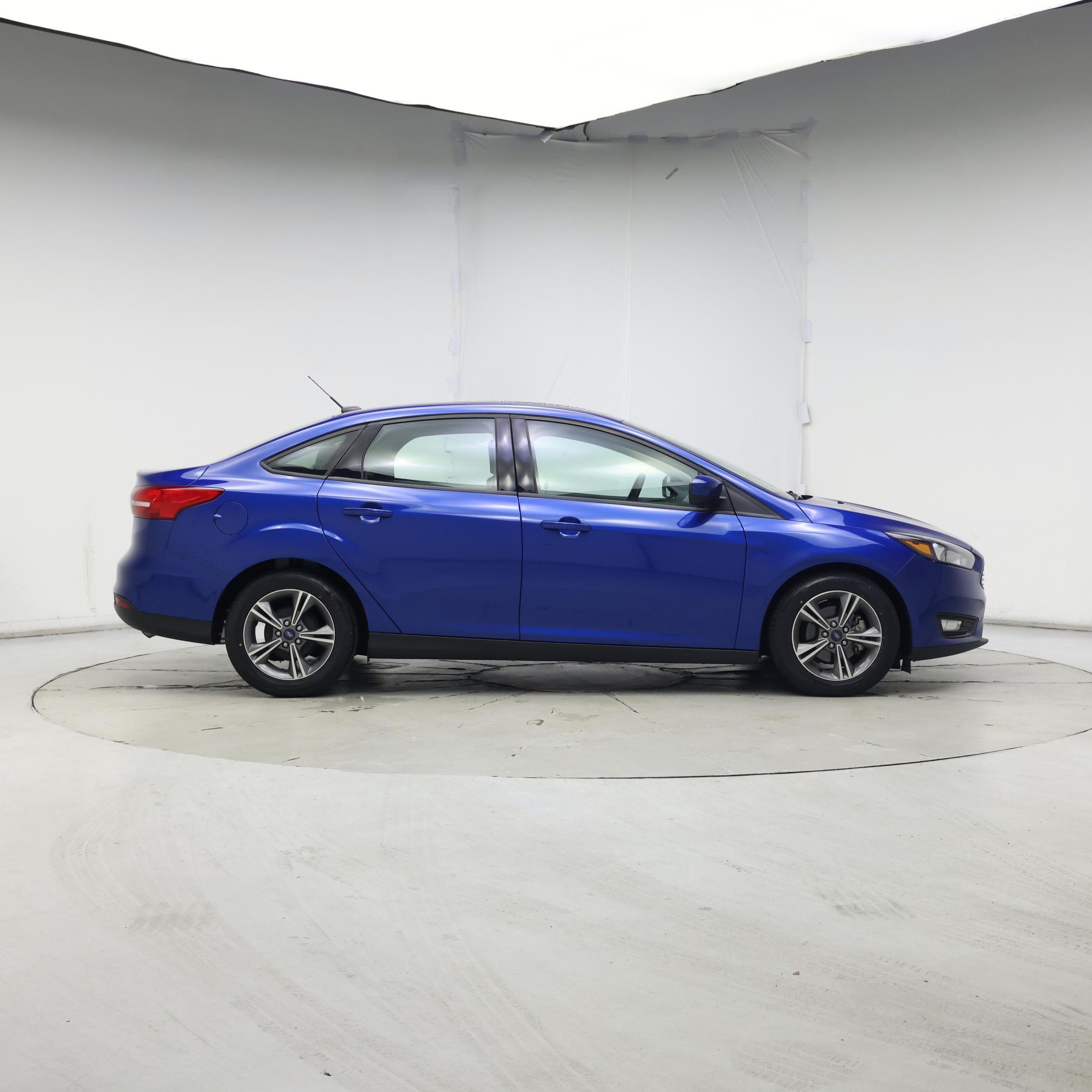 Thumbnail: 2018 Ford Focus - 7