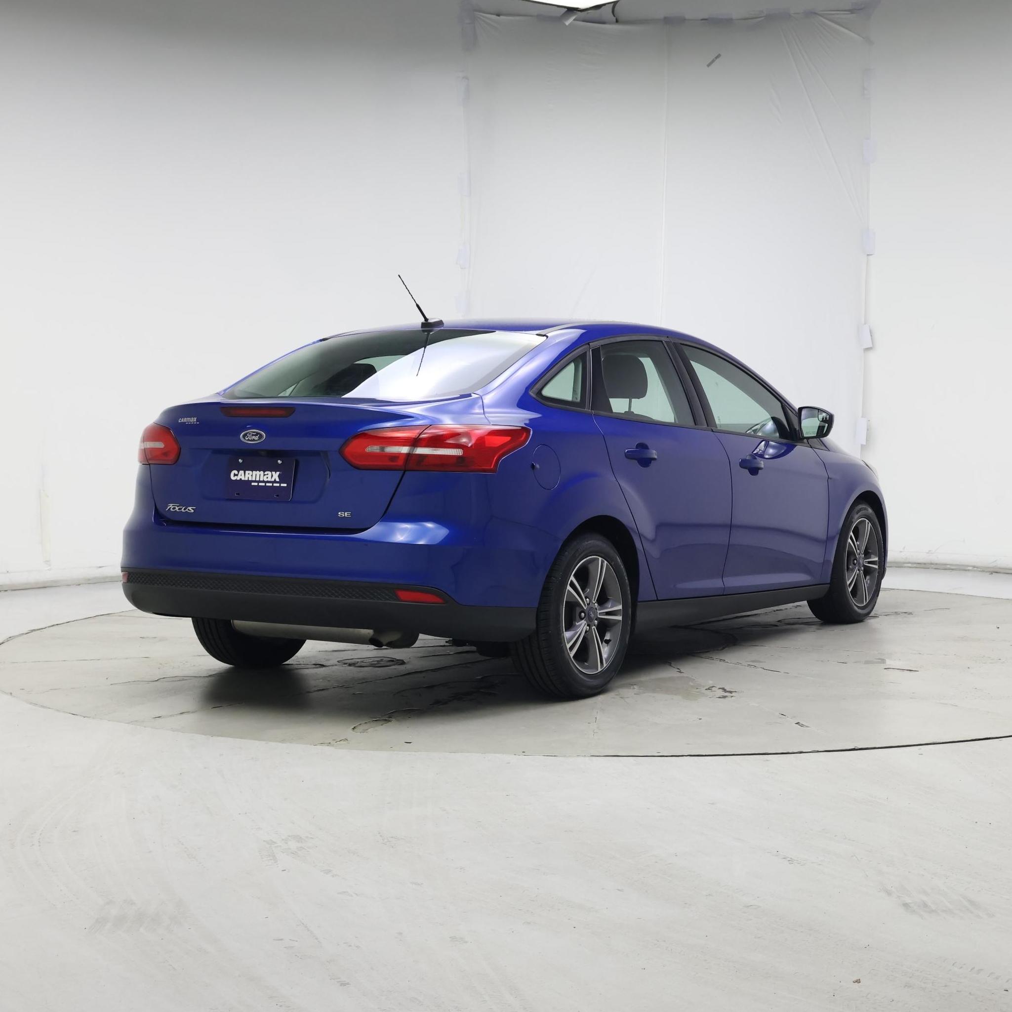 Thumbnail: 2018 Ford Focus - 8